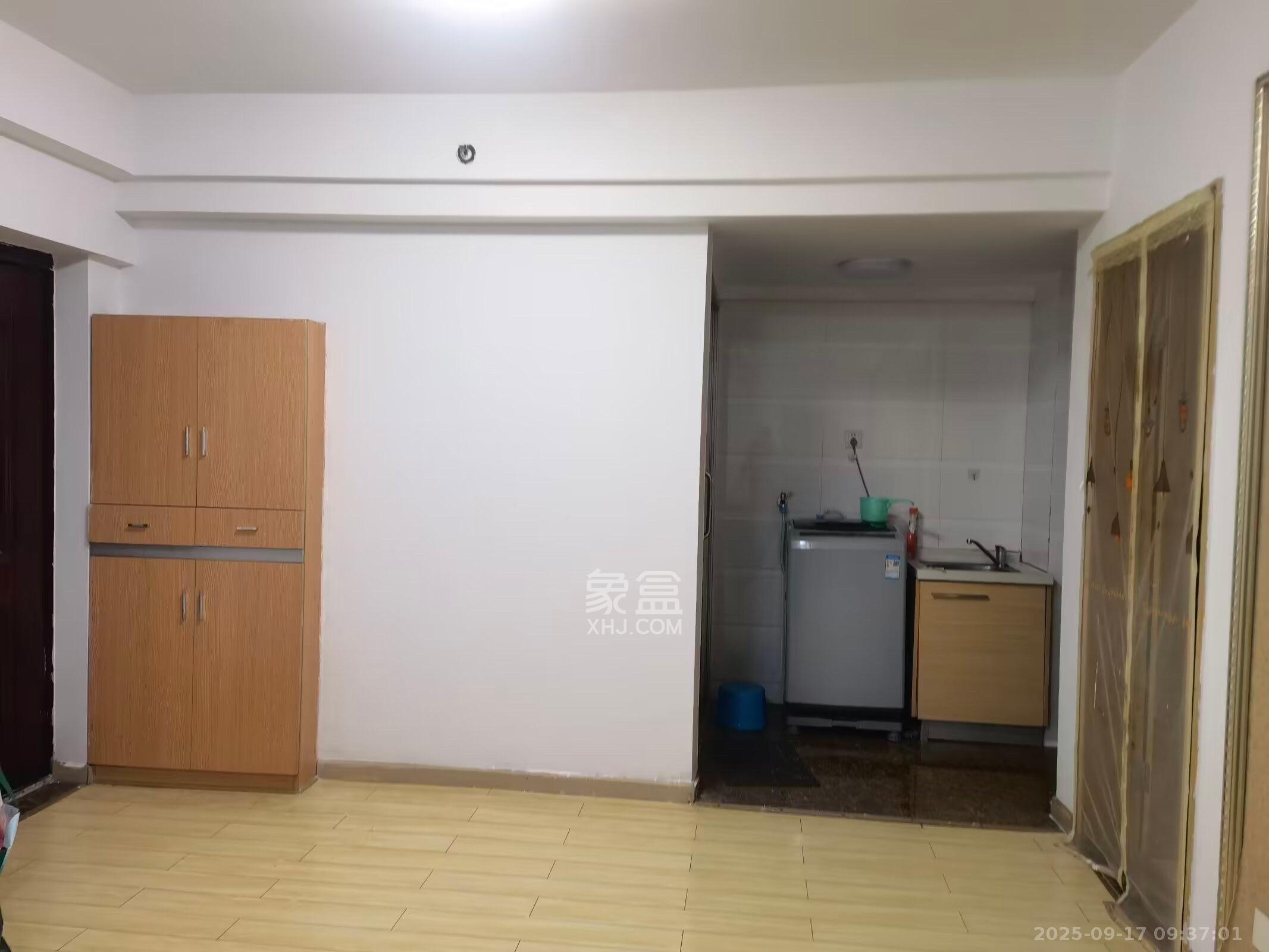 中信文化广场(中信新城二期) 2室2厅1卫 1400.0元/月 中信文化广场(中信新城二期) 2室2厅1卫 1400.0元/月室内图