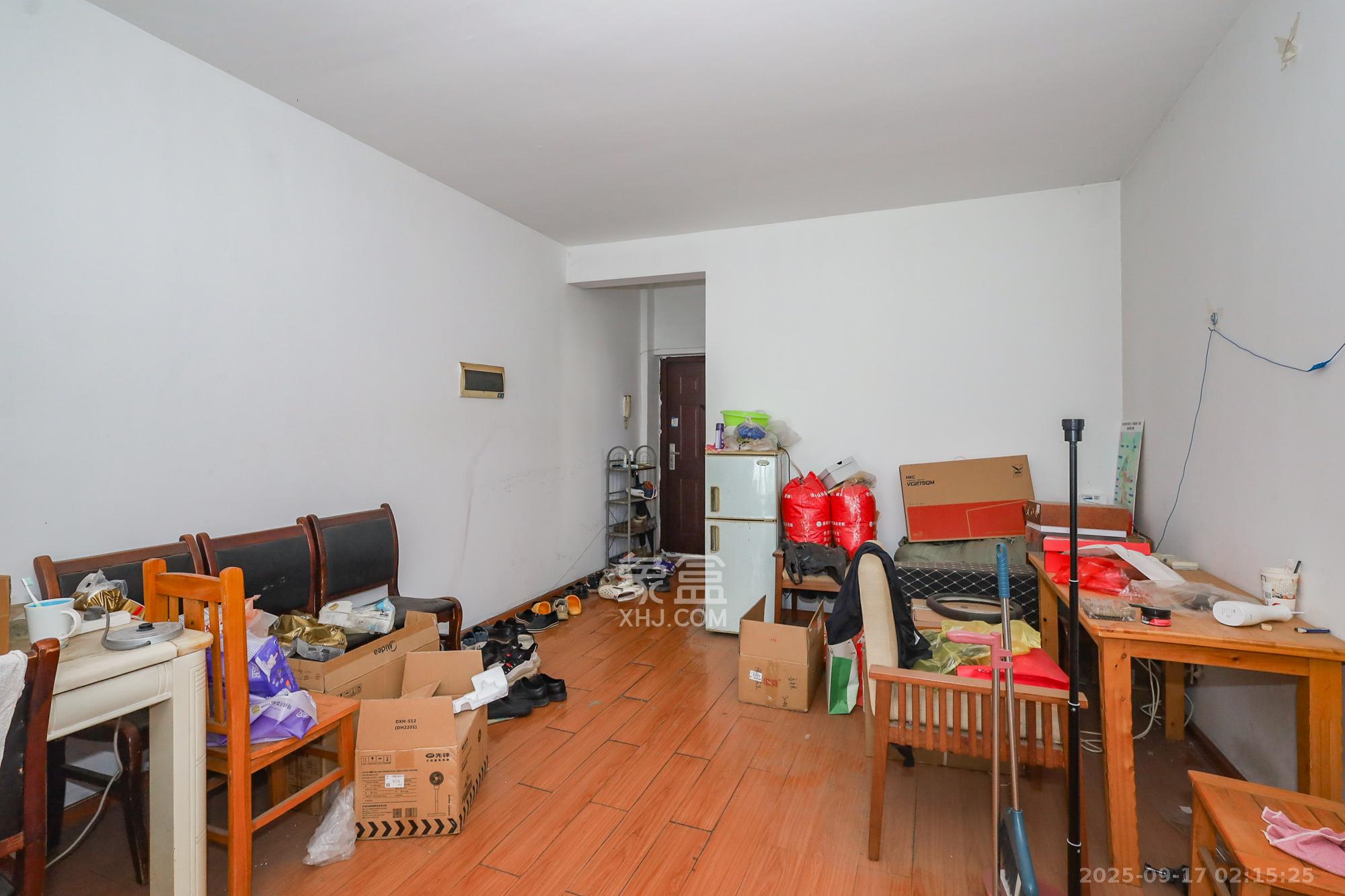 金麓西岸和苑 2室2厅1卫 63.3万 金麓西岸和苑 2室2厅1卫 63.3万其他