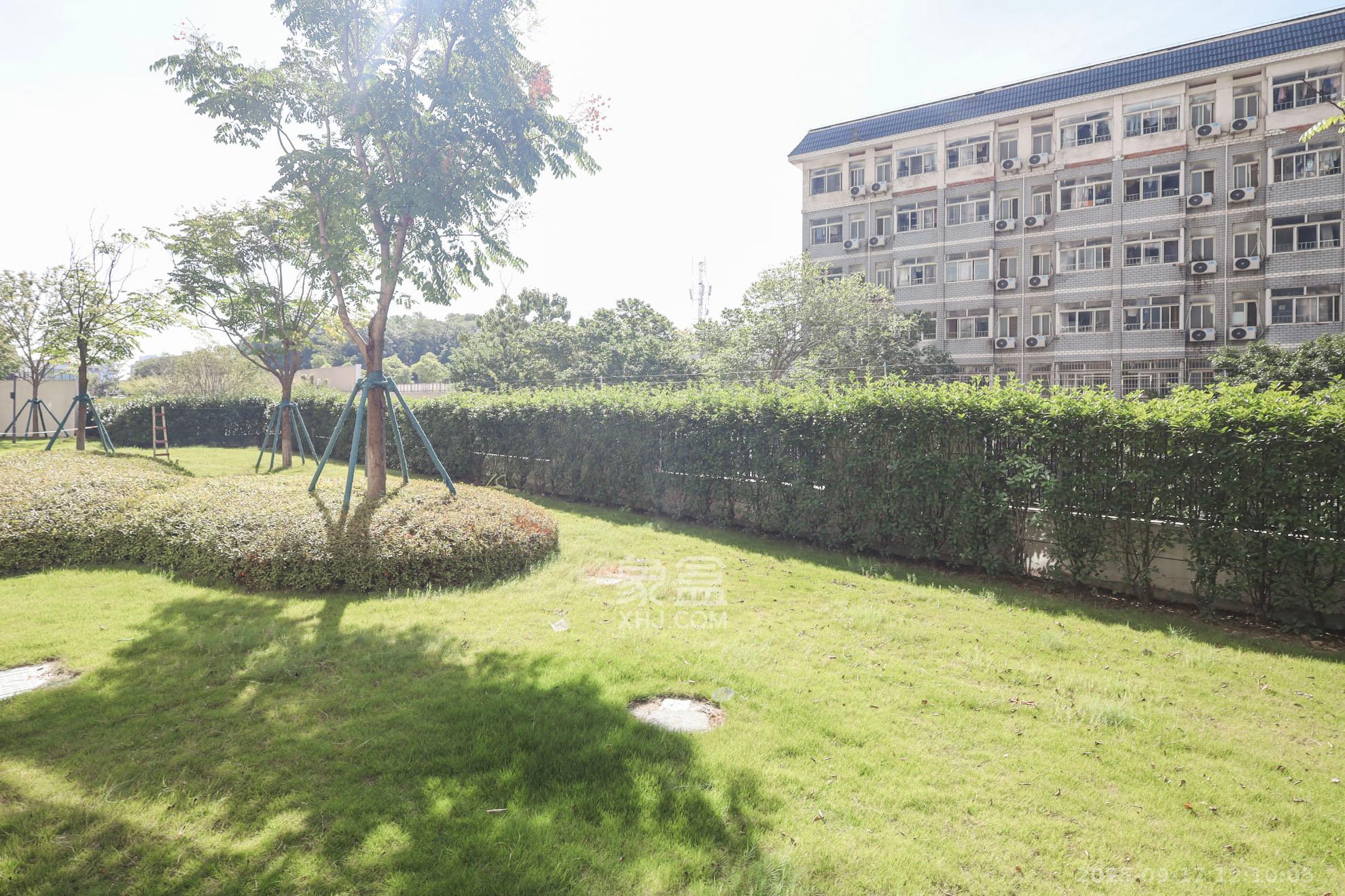 梅溪悦章 3室2厅2卫 133.0万 梅溪悦章 3室2厅2卫 133.0万阳台