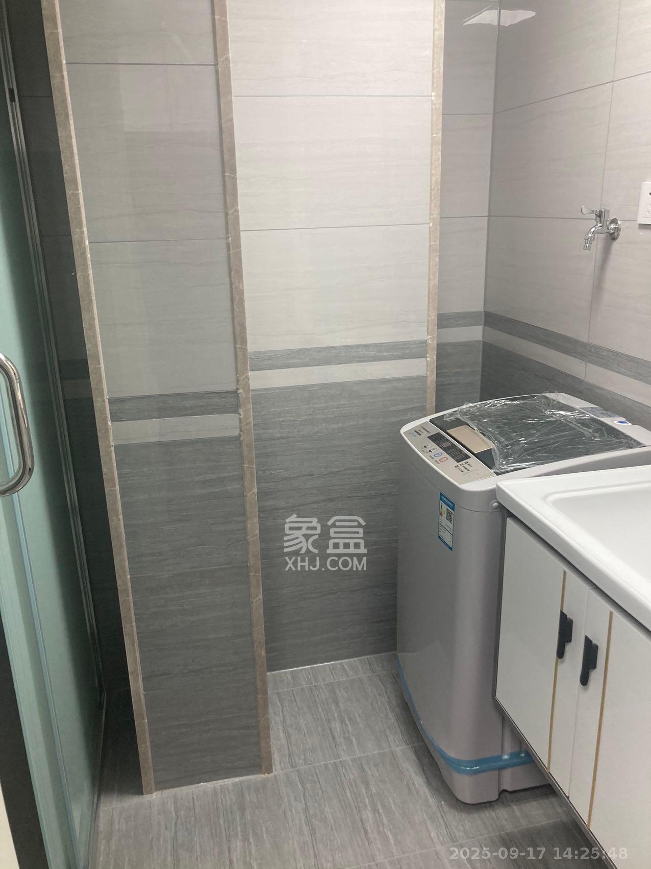 润和滨江府 2室2厅1卫 1900.0元/月 润和滨江府 2室2厅1卫 1900.0元/月室内图