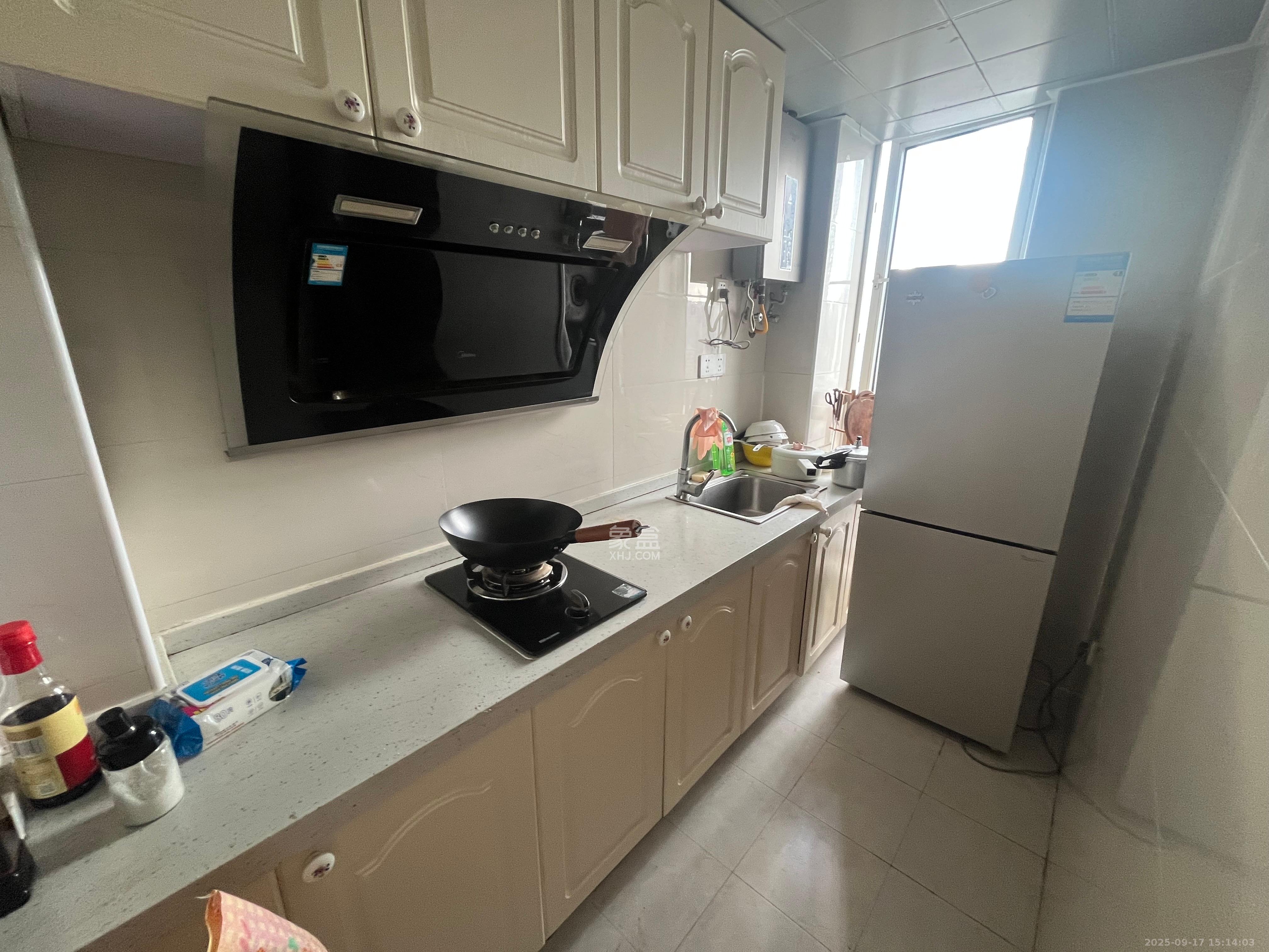 鸥波港湾  1室0厅0卫    1800.0元/月室内图