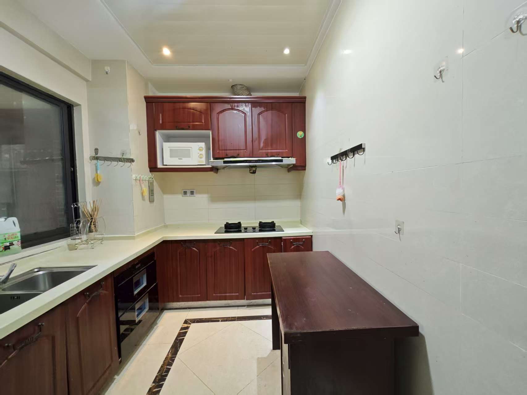 滨江海岸一期 4室2厅2卫 4500.0元/月 滨江海岸一期 4室2厅2卫 4500.0元/月室内图