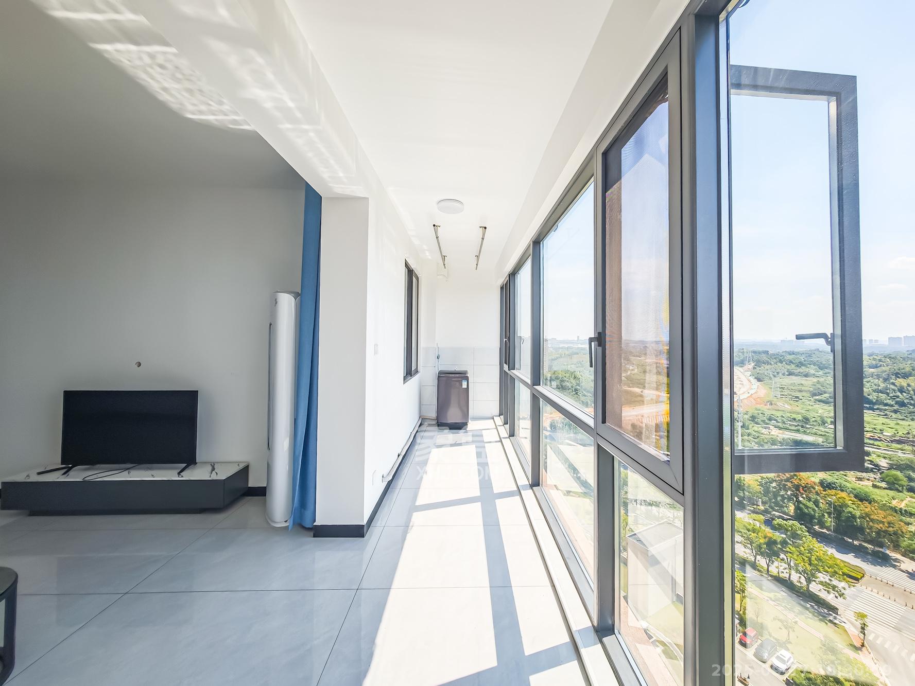 青竹湖曦园  3室2厅1卫    80.88万 青竹湖曦园  3室2厅1卫    80.88万阳台