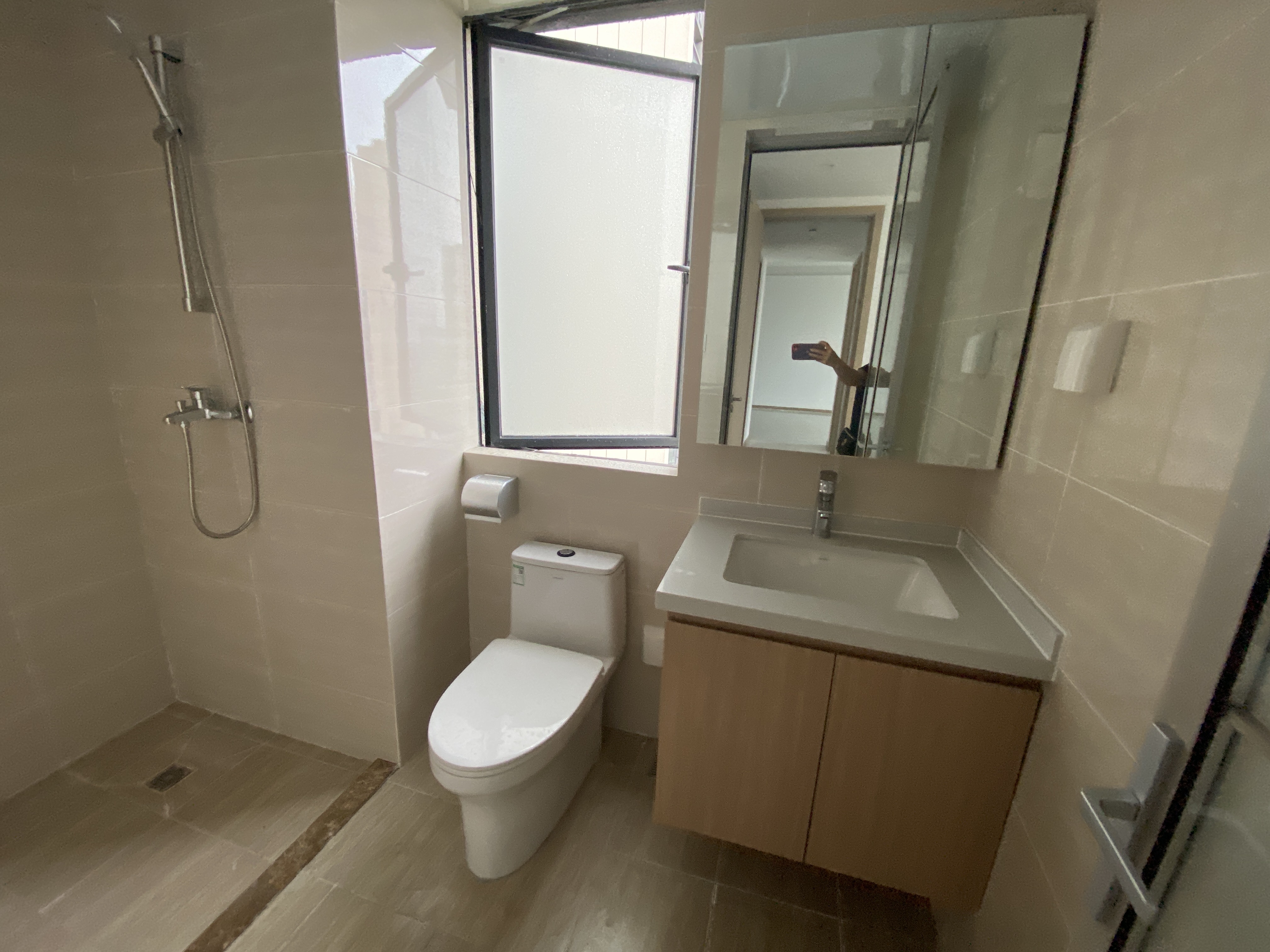 和风家园初心苑  3室2厅2卫    2000.0元/月室内图