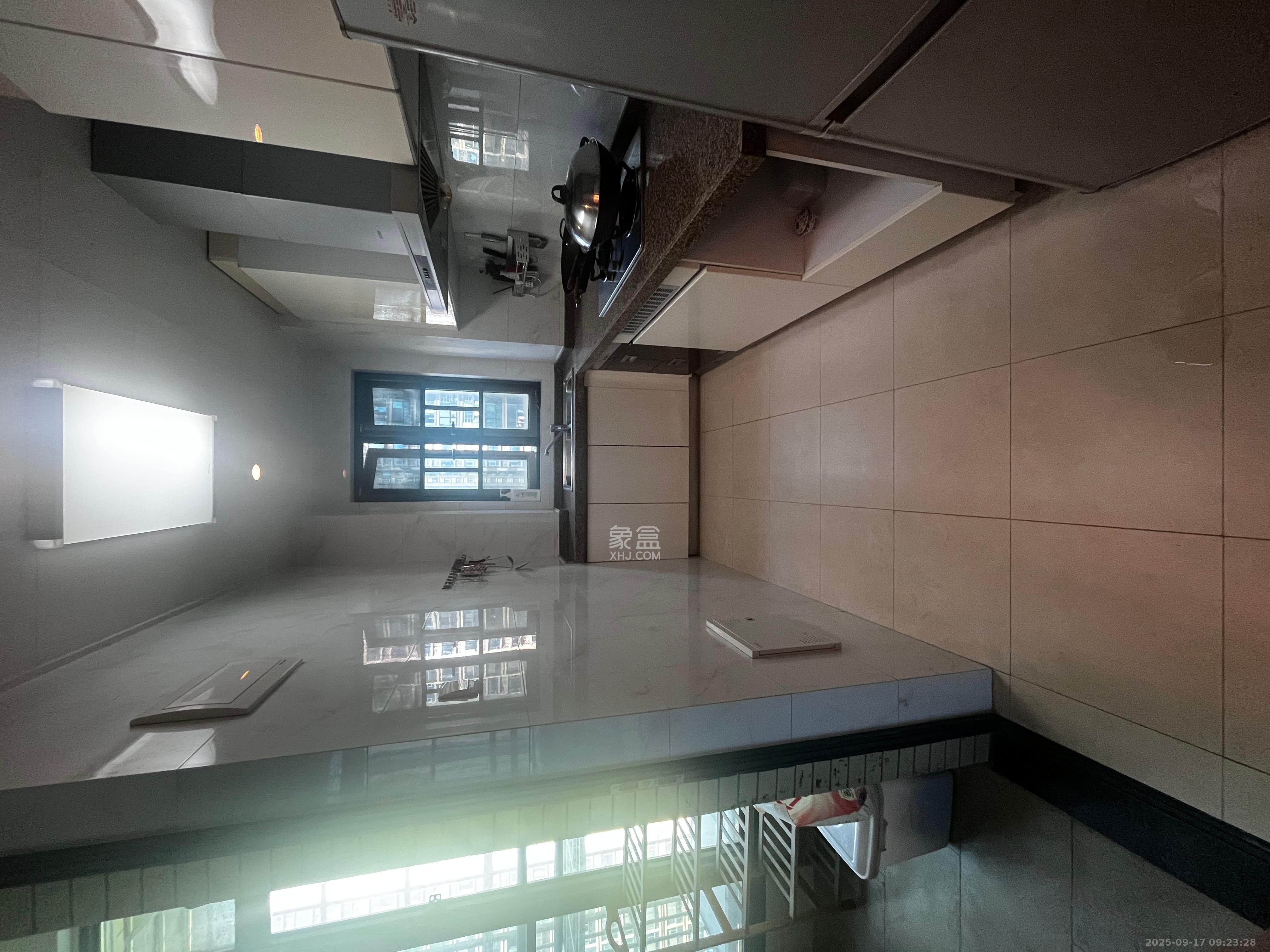 恒大雅苑  3室2厅2卫    3000.0元/月室内图