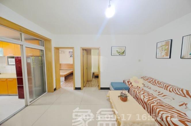 安居楼 2室1厅1卫 1400.0元/月 安居楼 2室1厅1卫 1400.0元/月室内图