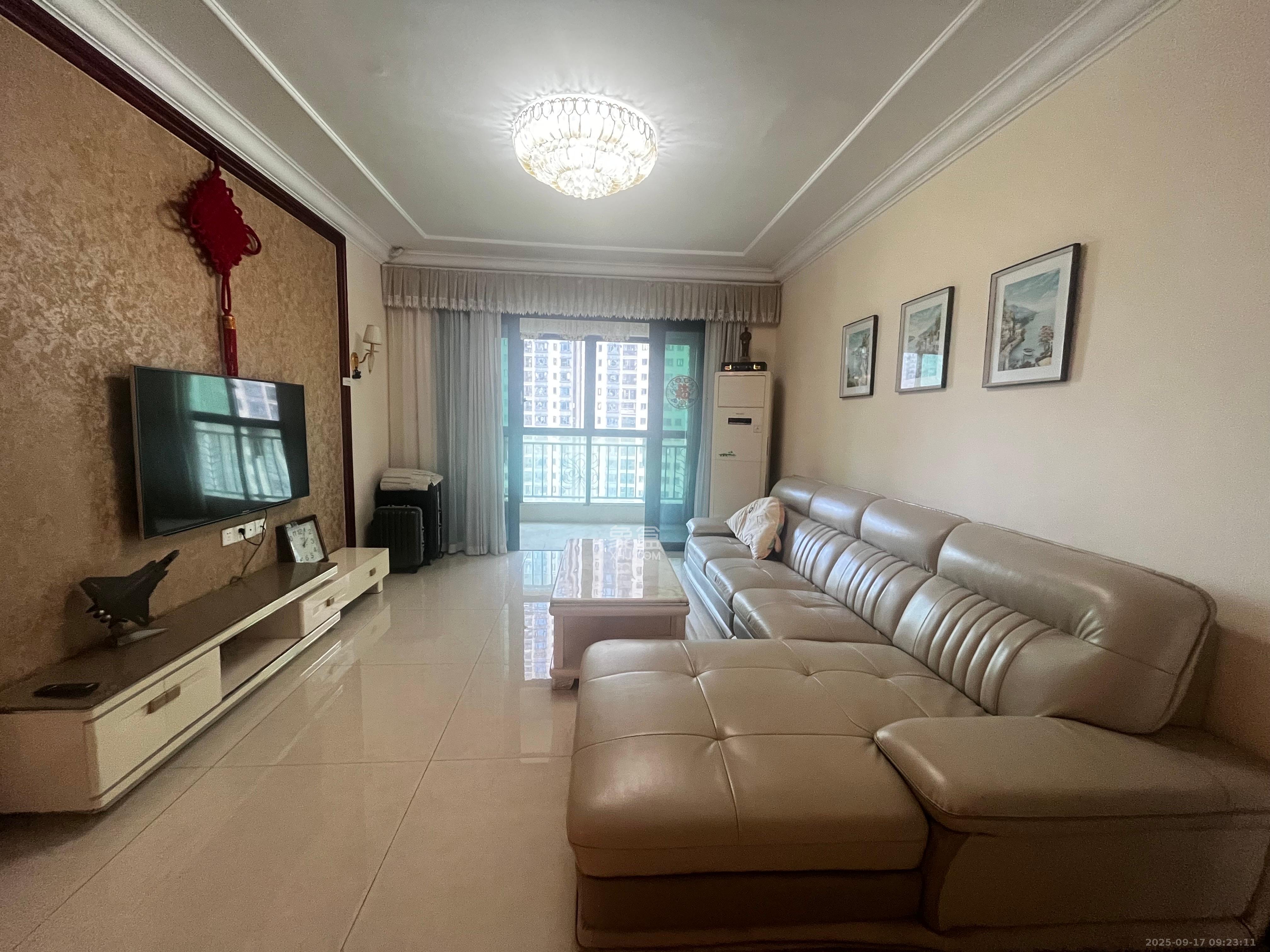 恒大雅苑  3室2厅2卫    3000.0元/月室内图