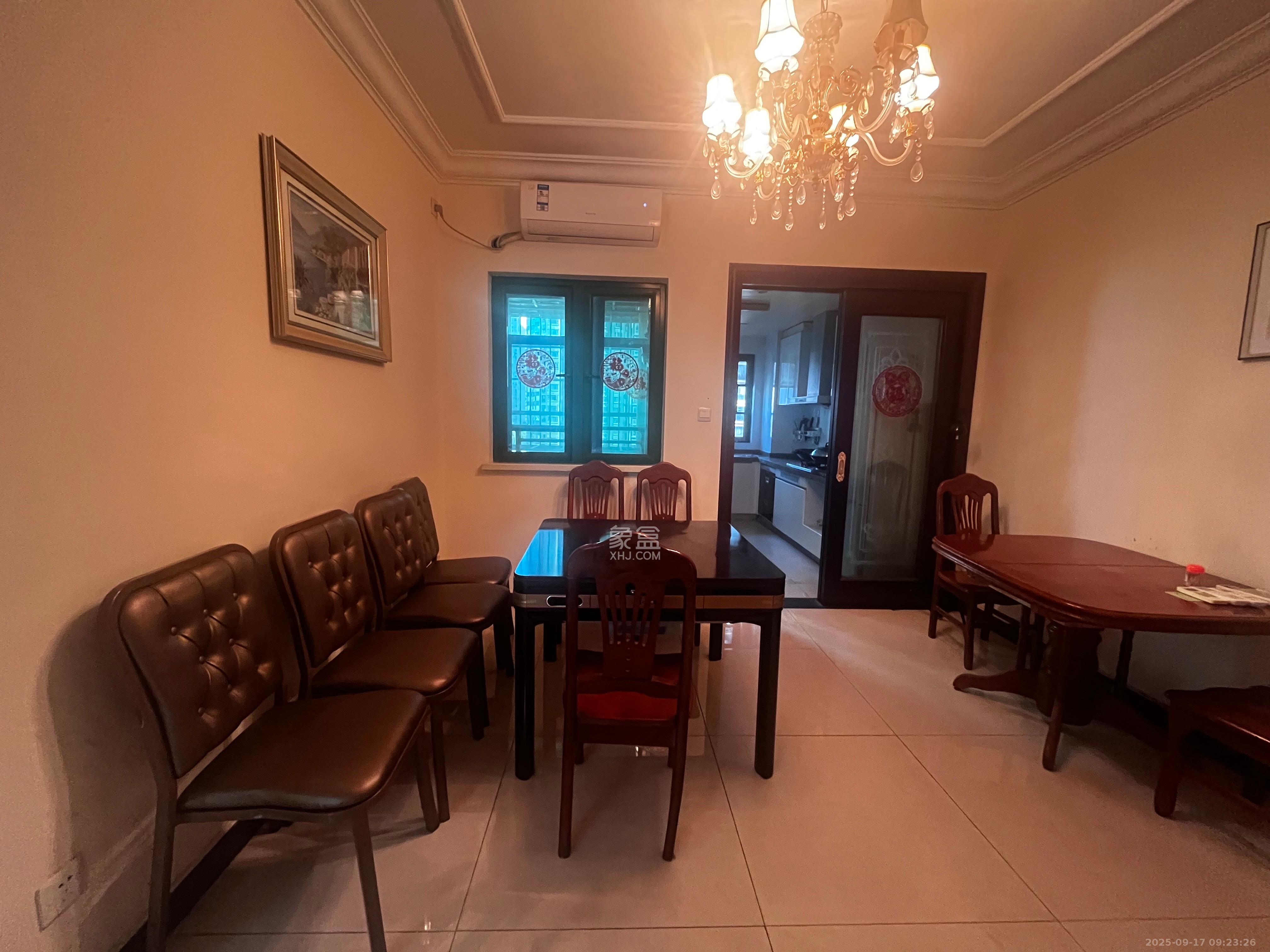 恒大雅苑  3室2厅2卫    3000.0元/月室内图