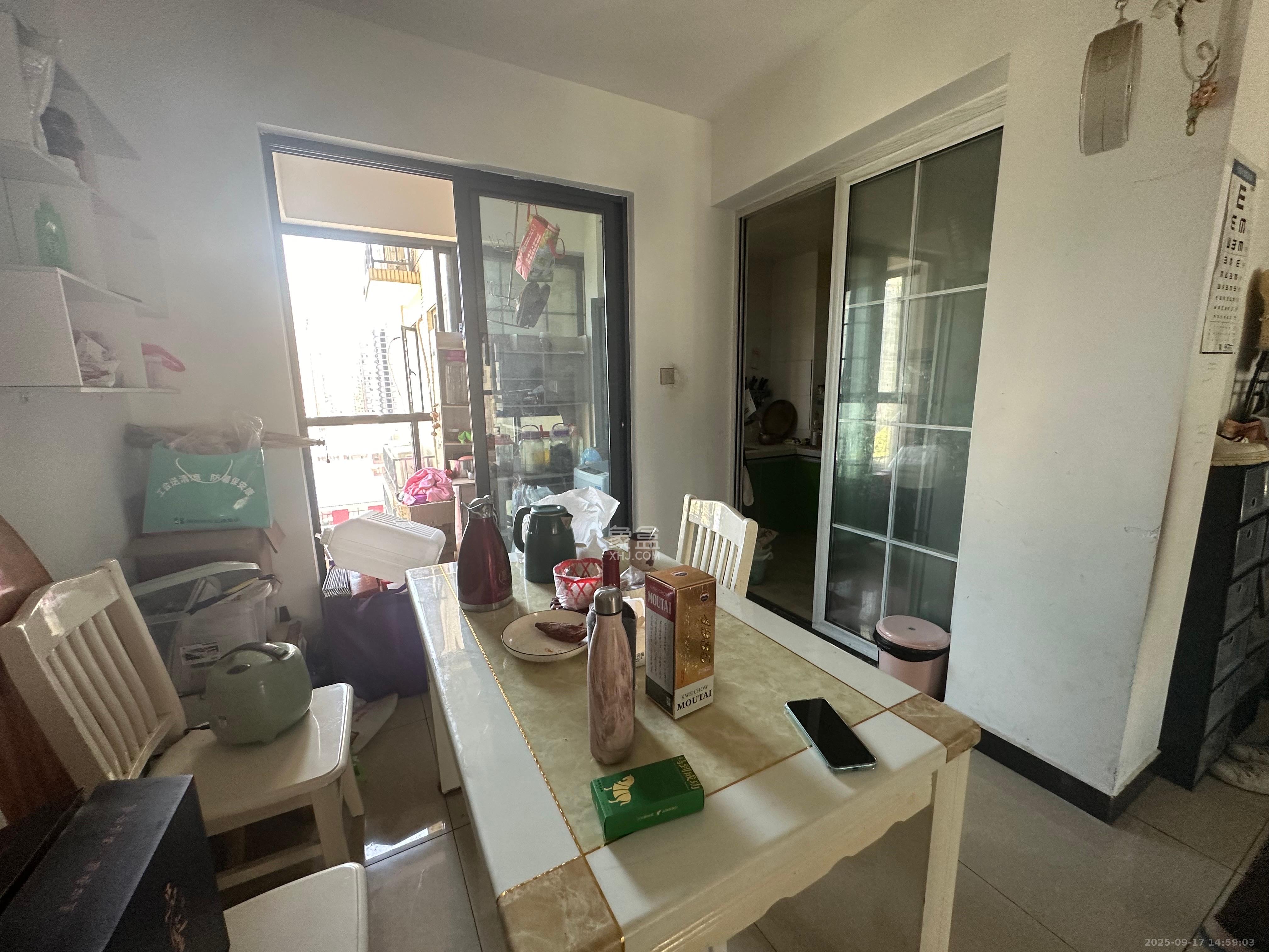 丽水熙园 3室2厅2卫 2600.0元/月 丽水熙园 3室2厅2卫 2600.0元/月室内图