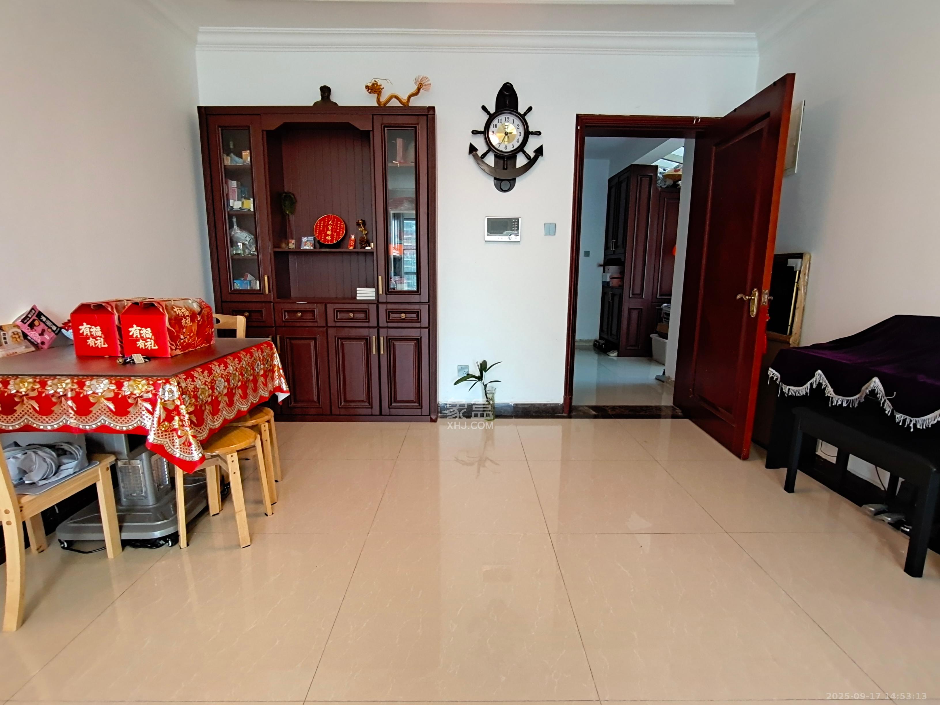 恒大绿洲  3室2厅2卫    3600.0元/月室内图