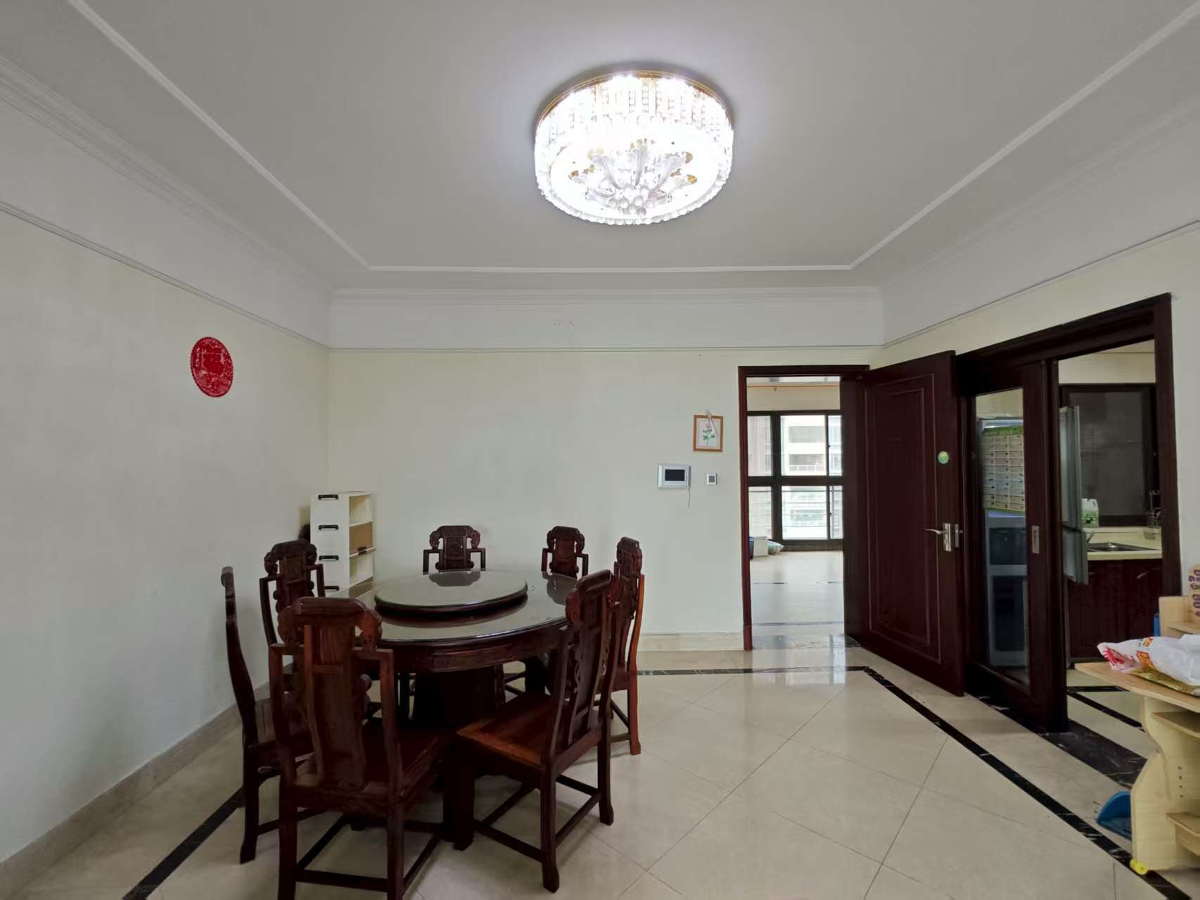 滨江海岸一期 4室2厅2卫 4500.0元/月 滨江海岸一期 4室2厅2卫 4500.0元/月室内图