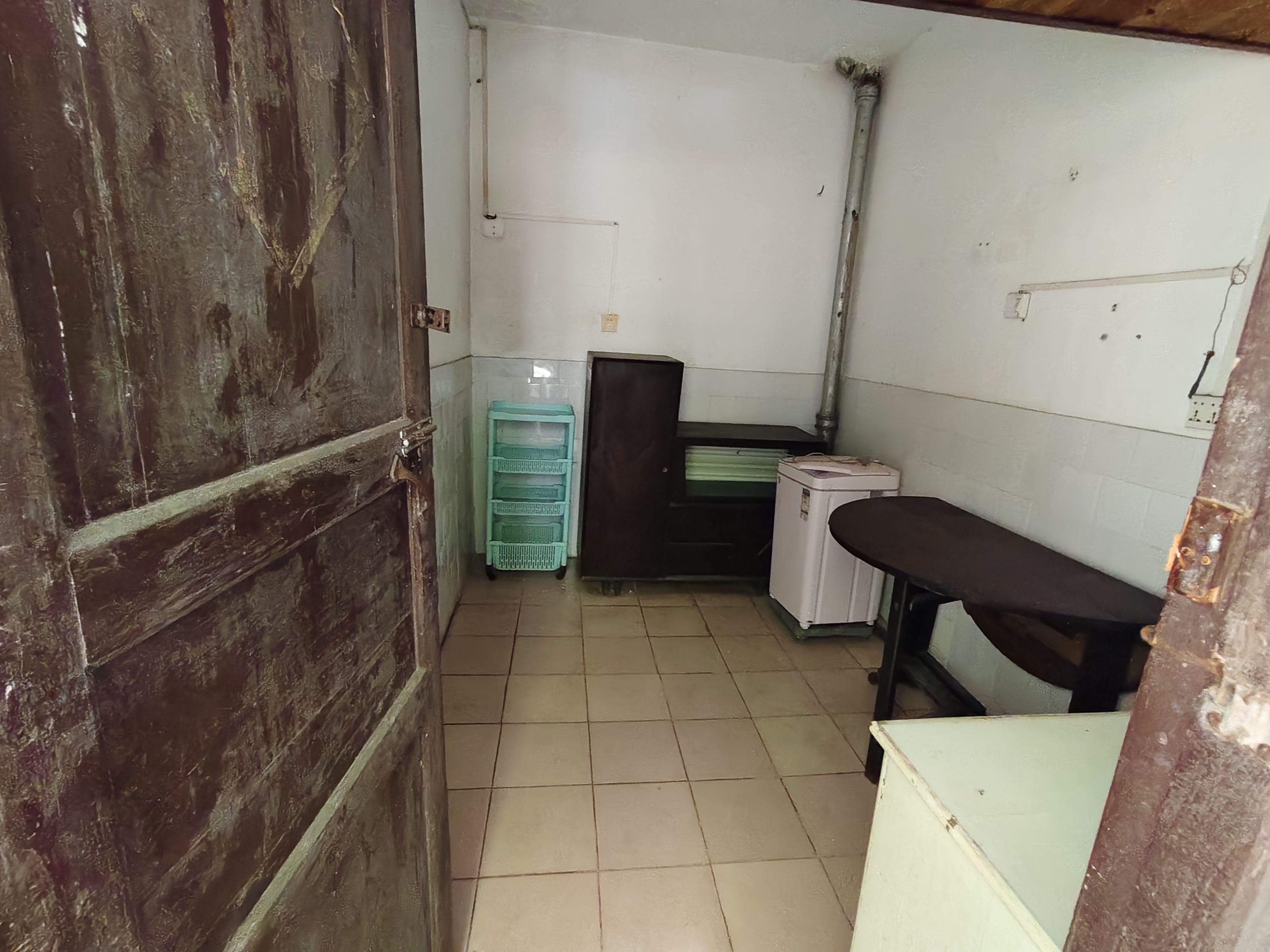 万泉小区  2室1厅1卫    1600.0元/月室内图