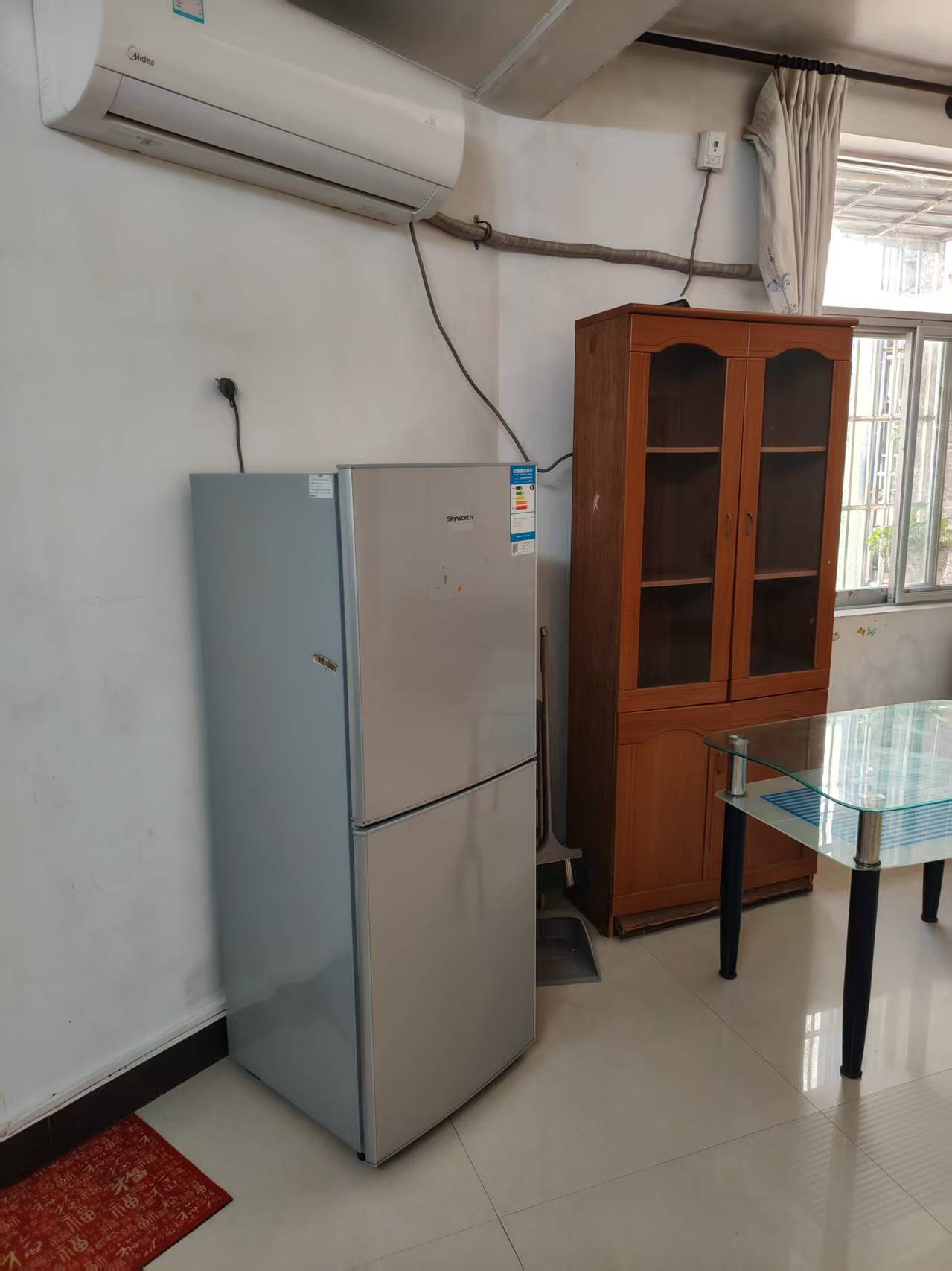 天福新村  3室2厅1卫    1700.0元/月室内图