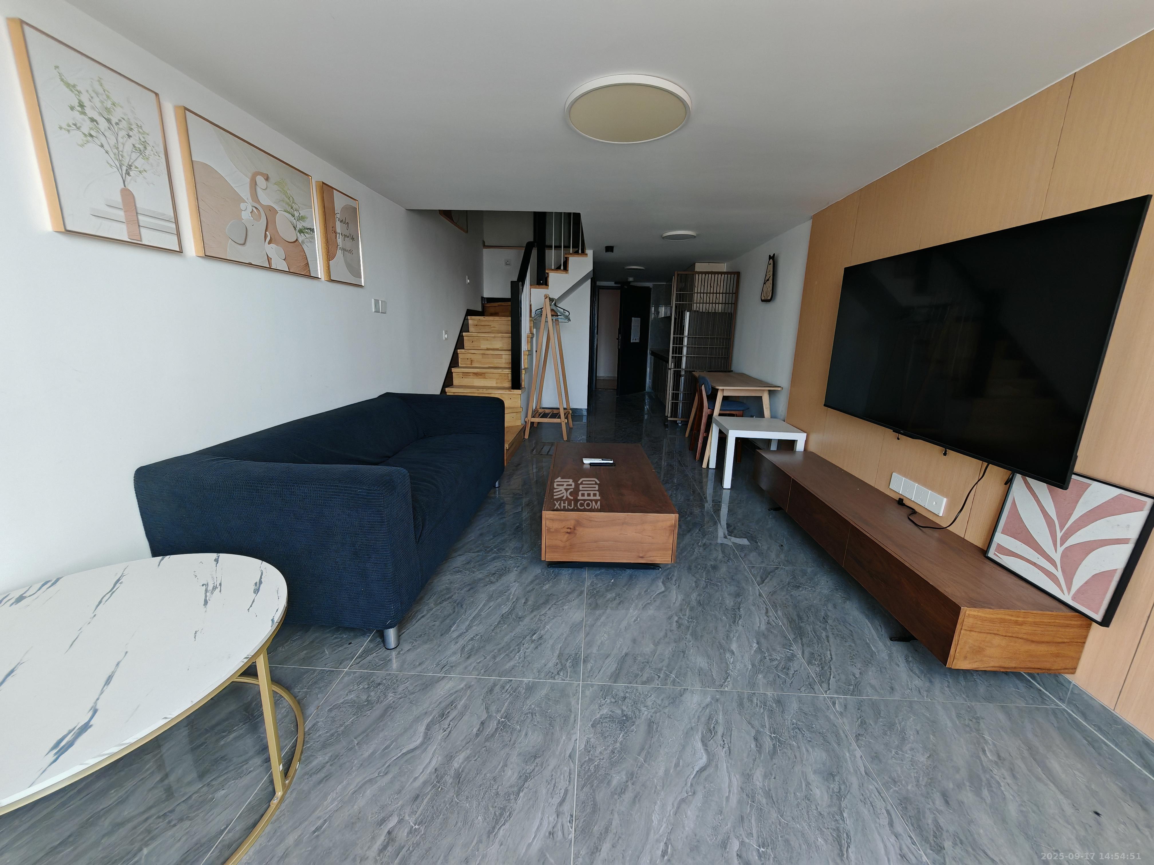 敬天广场 2室1厅1卫 2300.0元/月 敬天广场 2室1厅1卫 2300.0元/月室内图