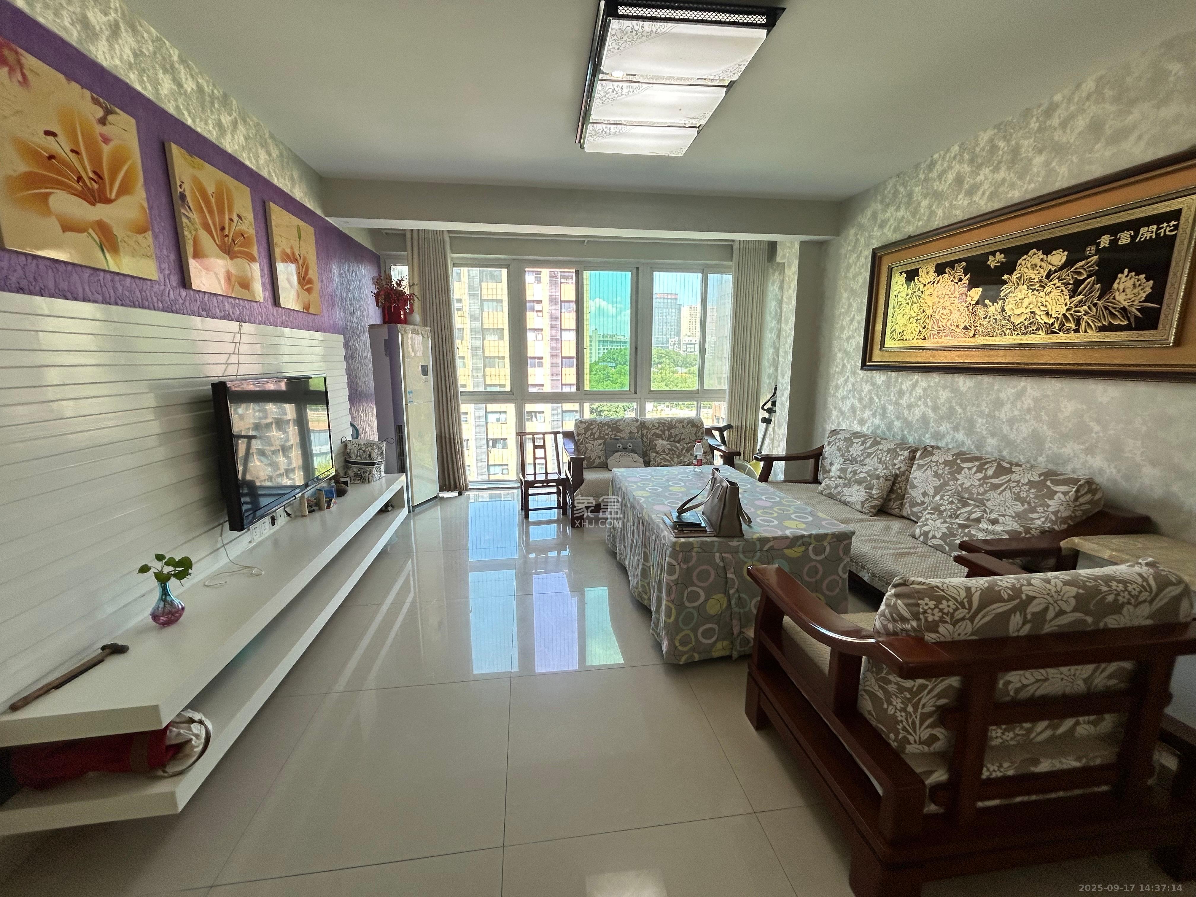 麓谷加州阳光  4室2厅2卫    3600.0元/月 麓谷加州阳光  4室2厅2卫    3600.0元/月