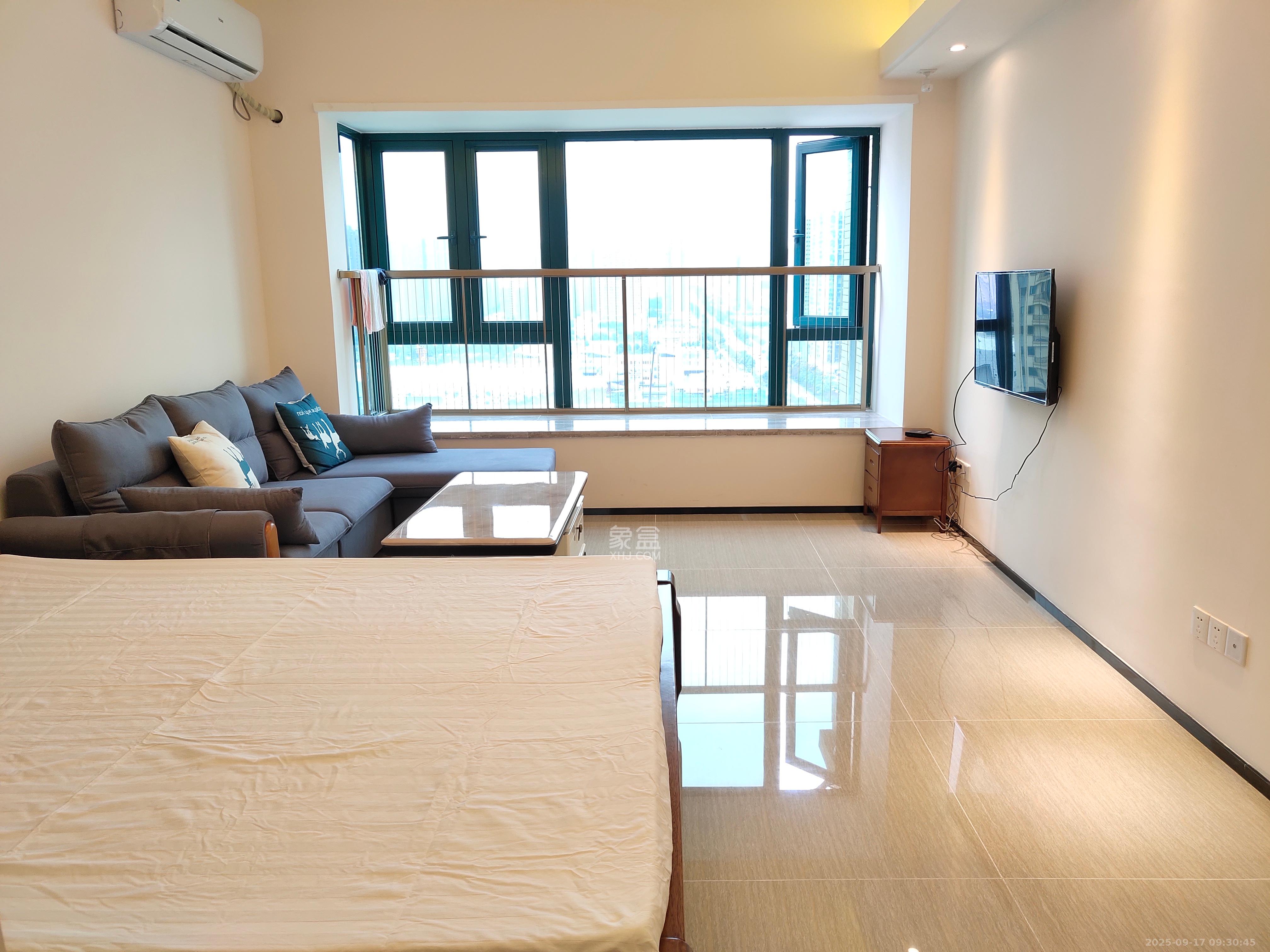 恒大翡翠华庭 1室1厅1卫 1300.0元/月 恒大翡翠华庭 1室1厅1卫 1300.0元/月室内图