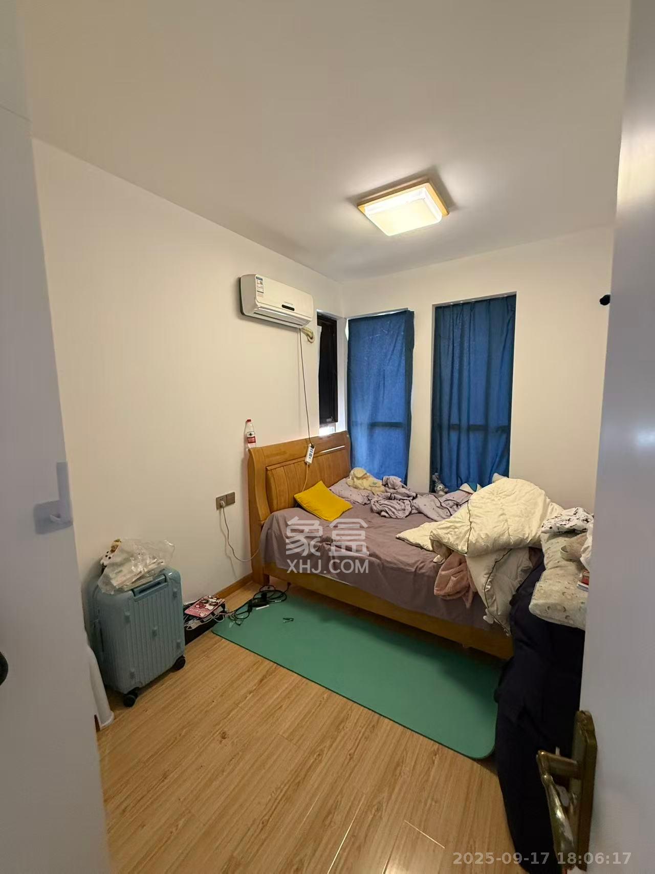 欧莱雅郡 2室1厅1卫 1800.0元/月 欧莱雅郡 2室1厅1卫 1800.0元/月室内图