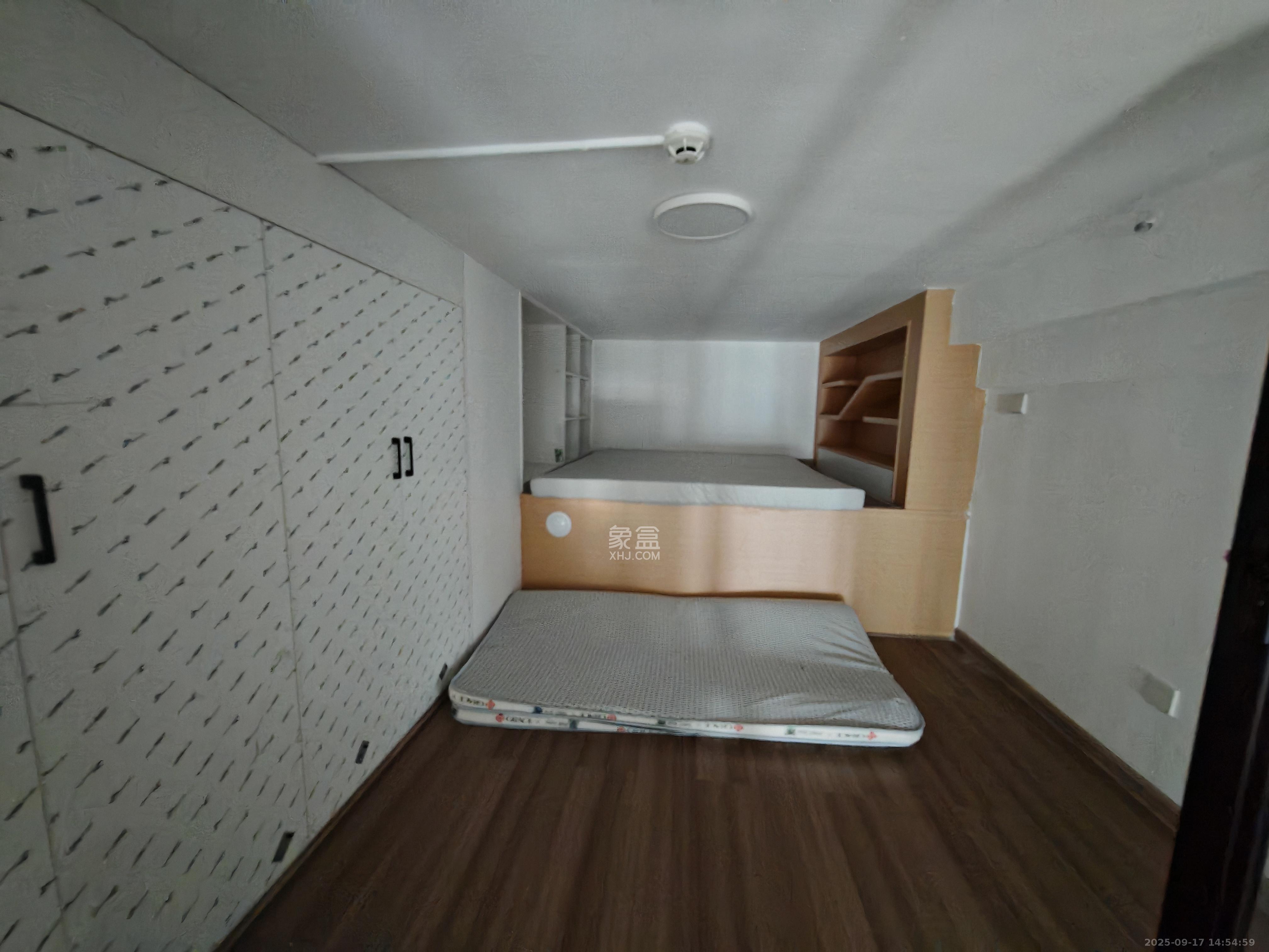 敬天广场 2室1厅1卫 2300.0元/月 敬天广场 2室1厅1卫 2300.0元/月室内图