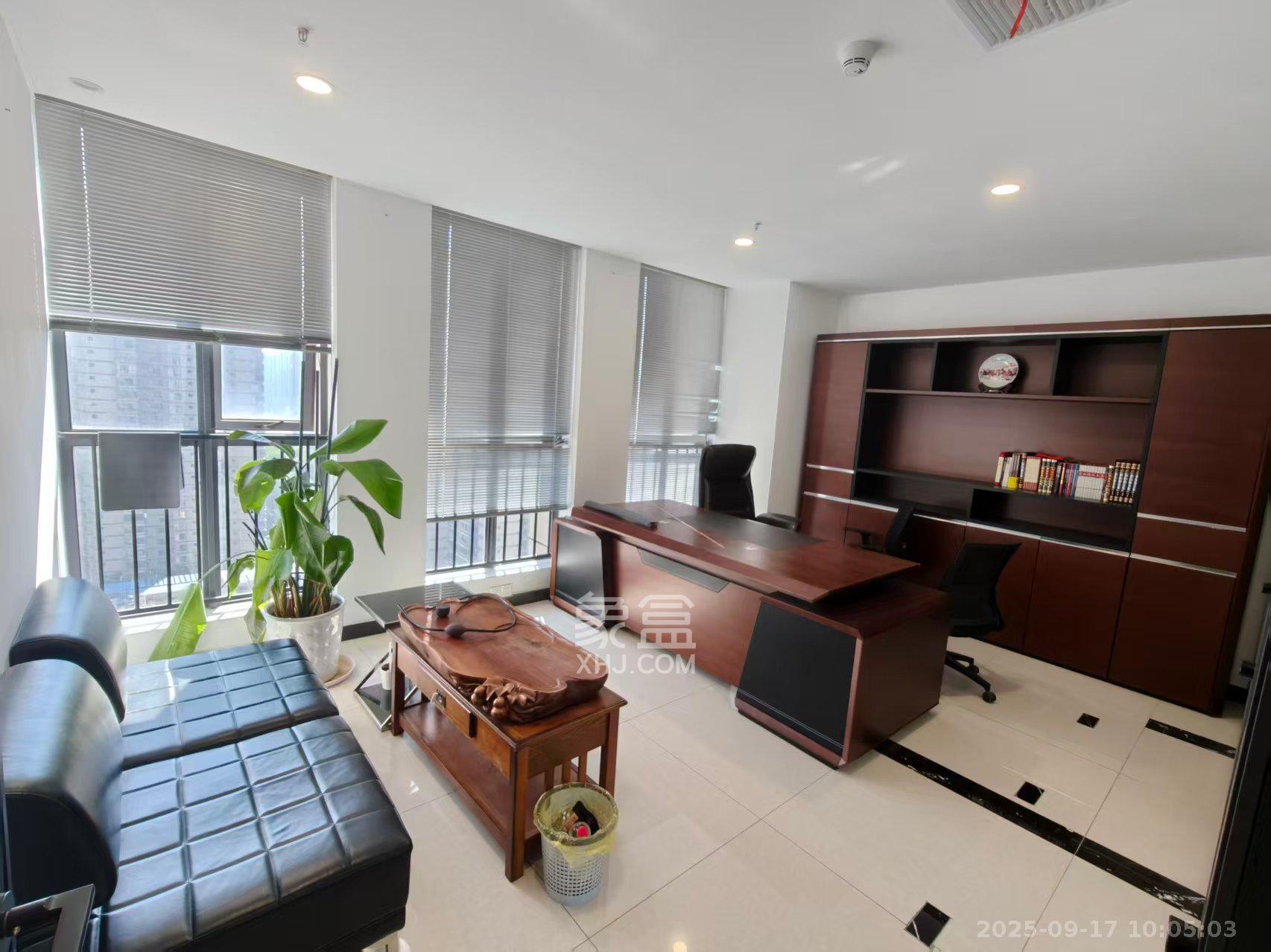 新长海广场   210.0㎡      8000.0元/月室内图