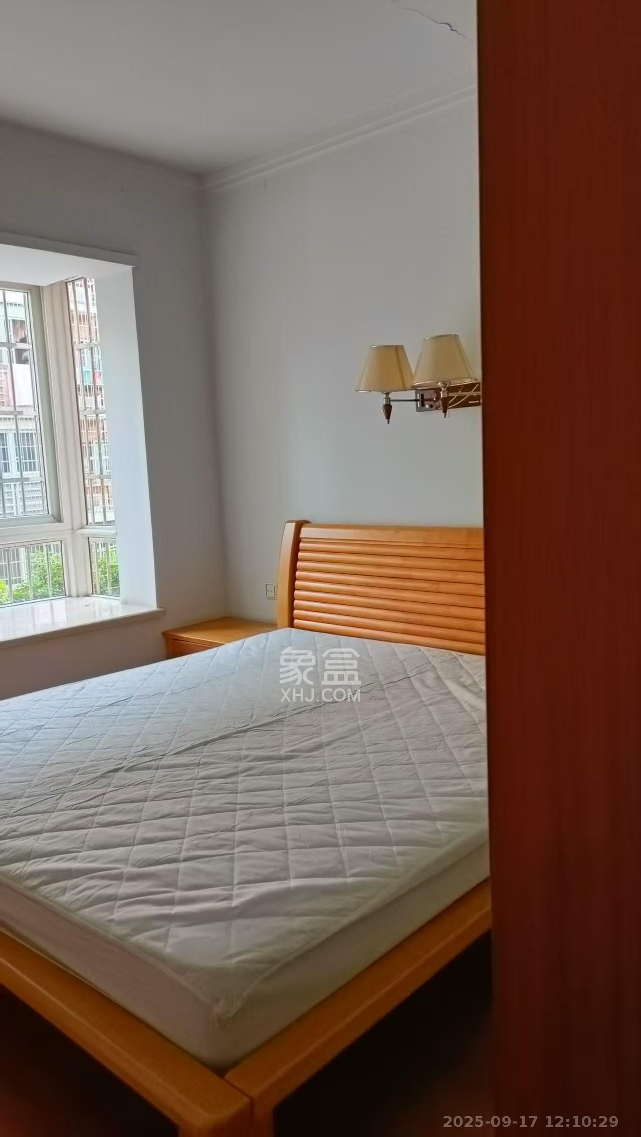 紫薇鑫园 3室2厅1卫 2300.0元/月 紫薇鑫园 3室2厅1卫 2300.0元/月室内图