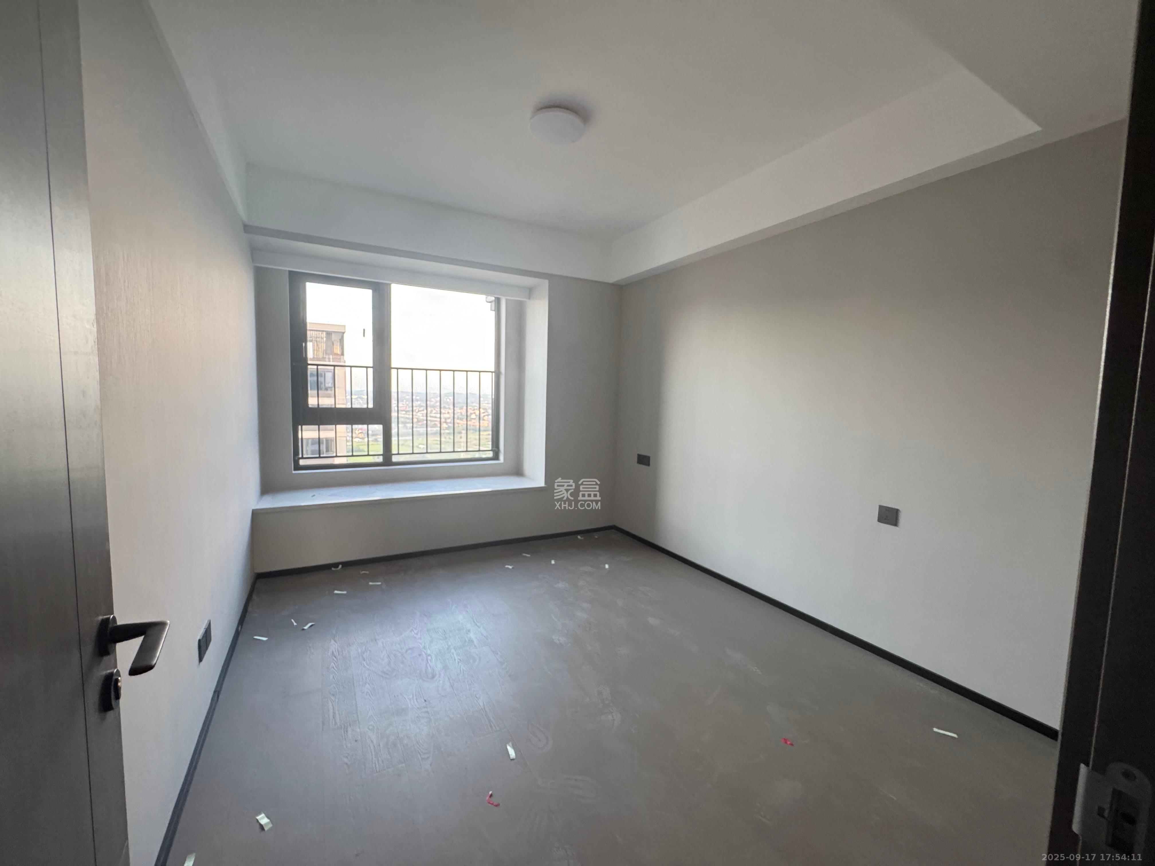 轨道万科璞悦湾 4室2厅2卫 4500.0元/月 轨道万科璞悦湾 4室2厅2卫 4500.0元/月室内图