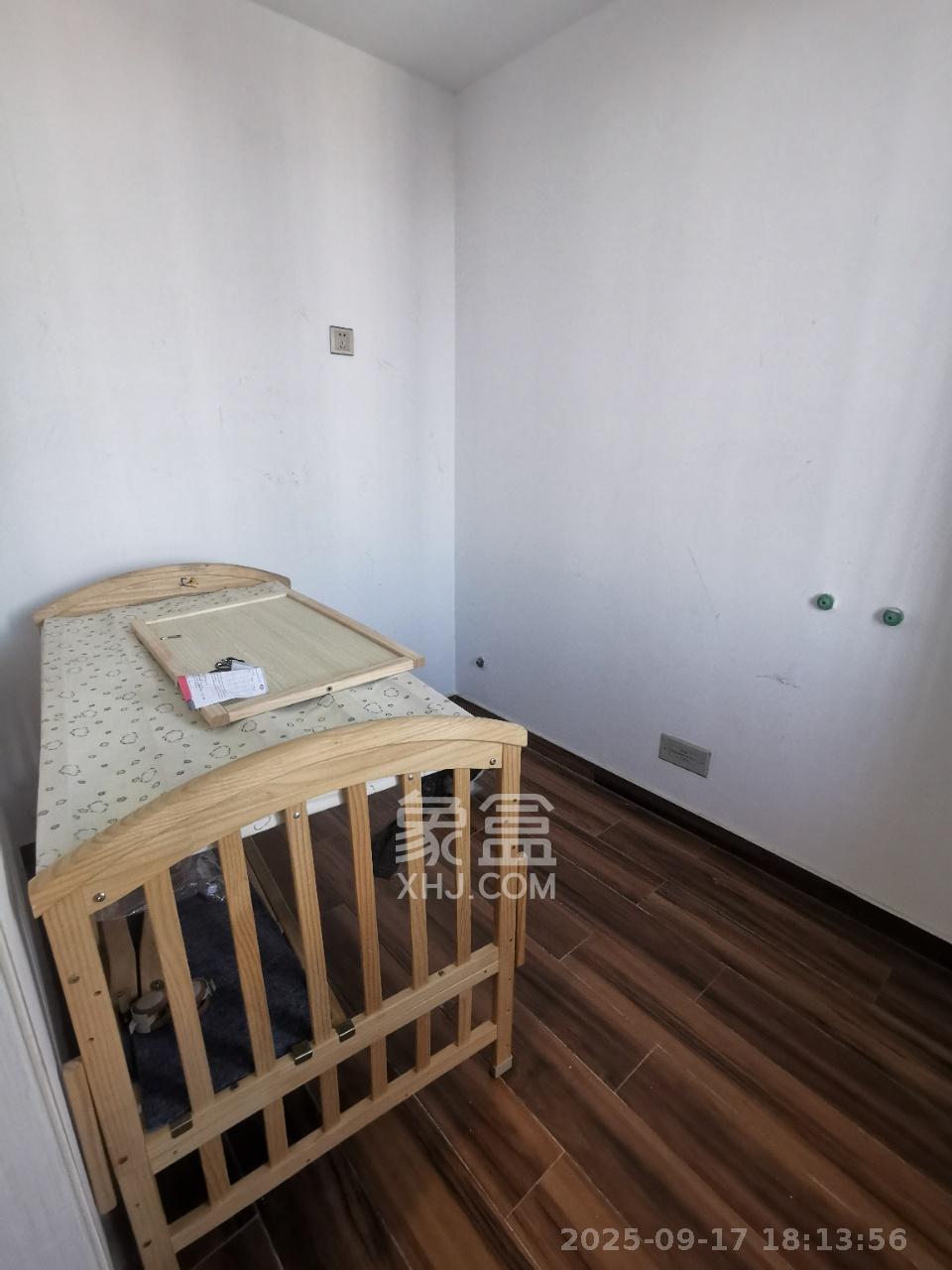 星城新宇黎锦苑 3室2厅1卫 2400.0元/月 星城新宇黎锦苑 3室2厅1卫 2400.0元/月室内图