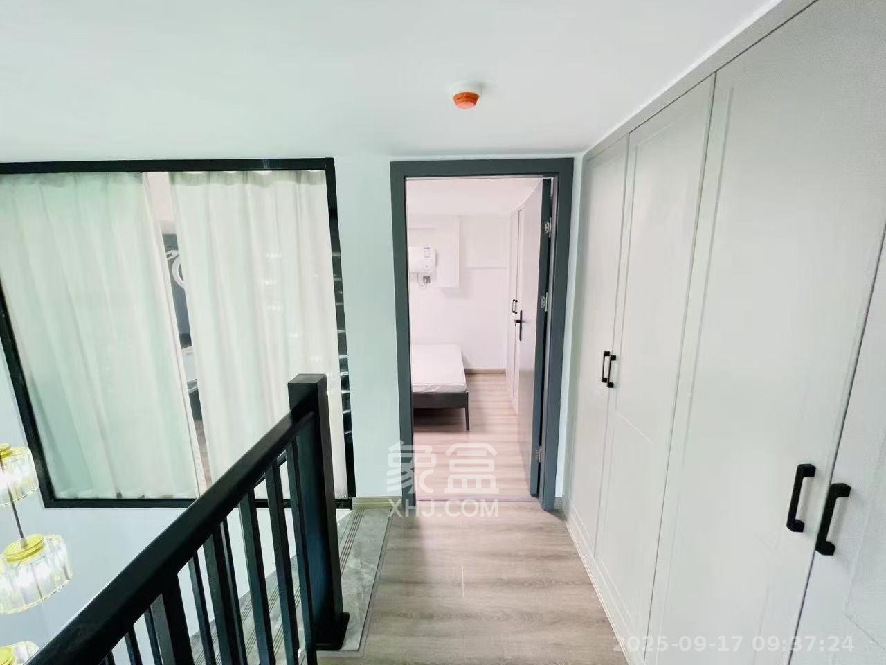 荣盛花语书苑  2室1厅1卫    2300.0元/月室内图