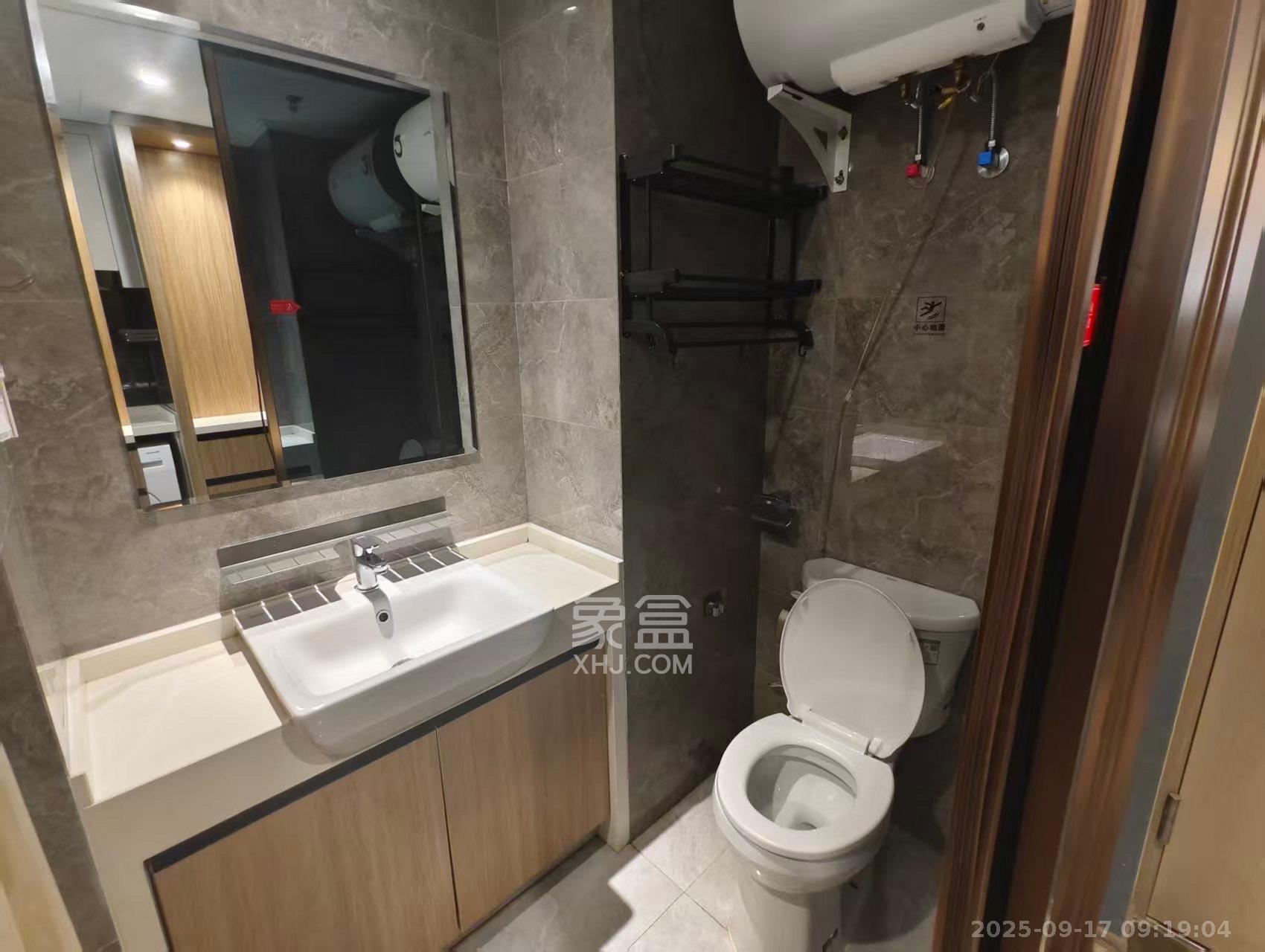 华远华时代  1室1厅1卫    2400.0元/月室内图