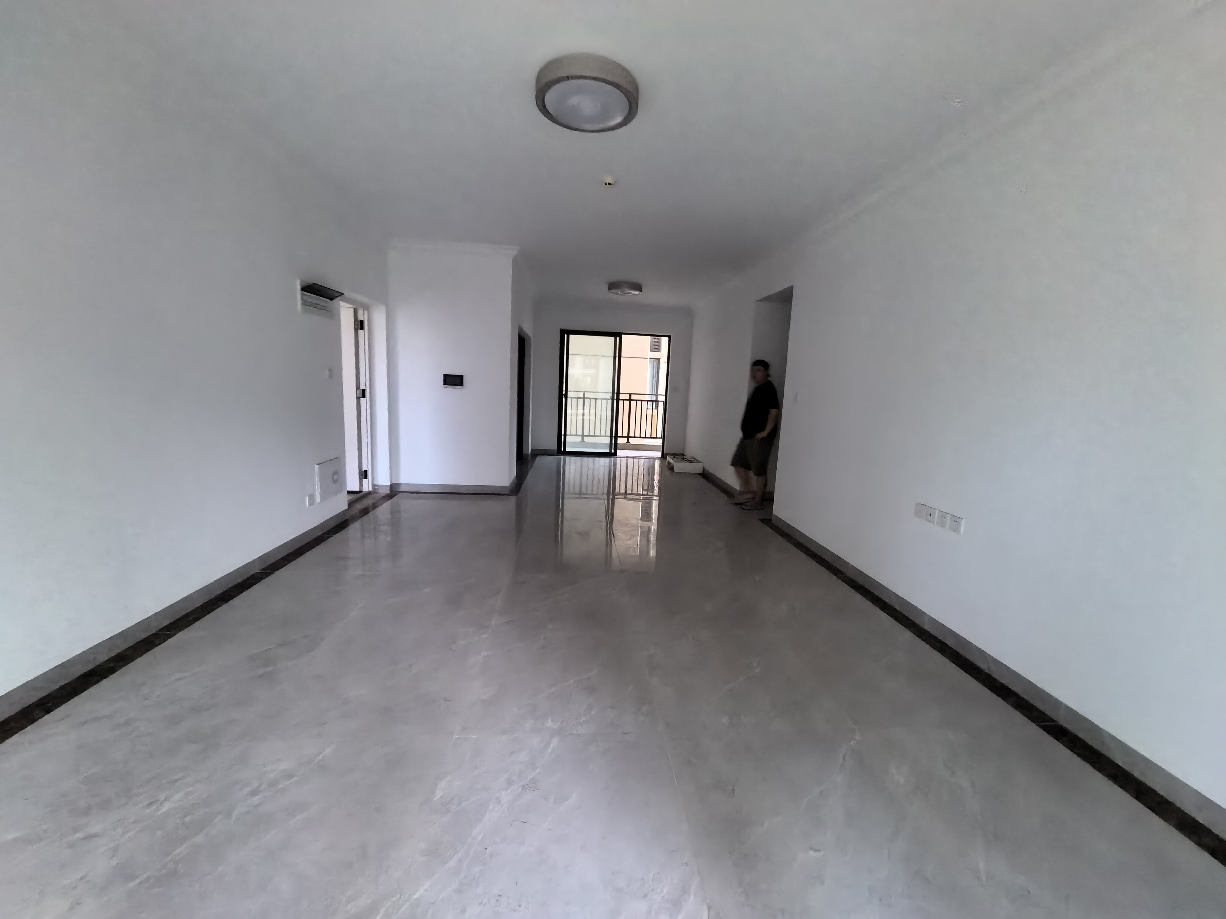 和风家园二期碧海居 4室2厅2卫 3800.0元/月 和风家园二期碧海居 4室2厅2卫 3800.0元/月室内图