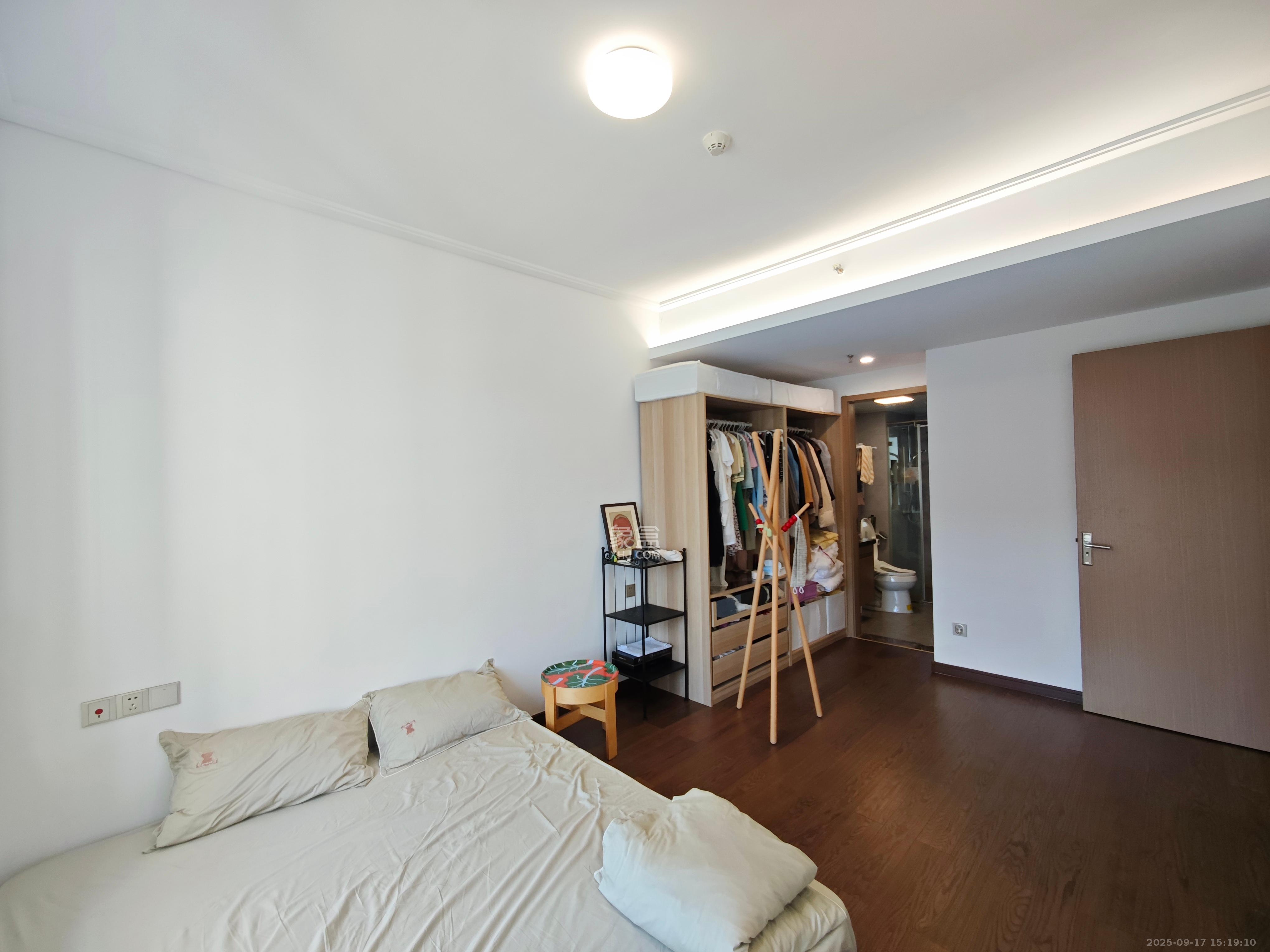 中国铁建湘语梅溪  3室2厅2卫    3000.0元/月室内图