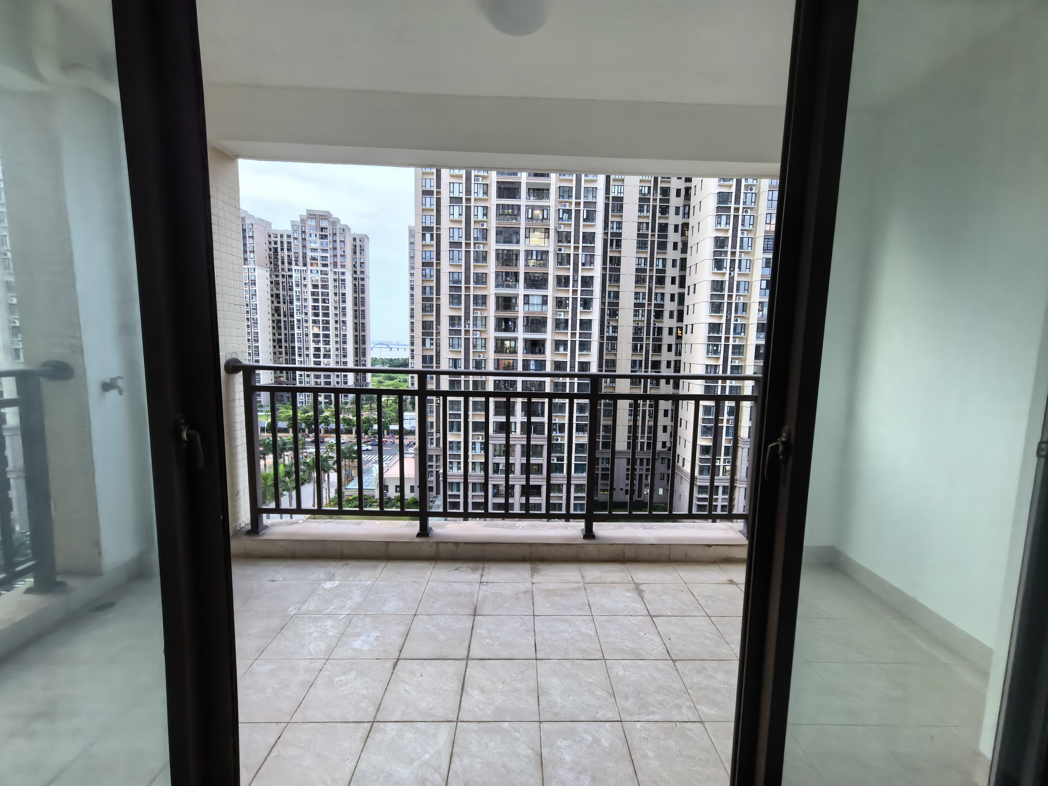 和风家园二期碧海居 4室2厅2卫 3800.0元/月 和风家园二期碧海居 4室2厅2卫 3800.0元/月室内图