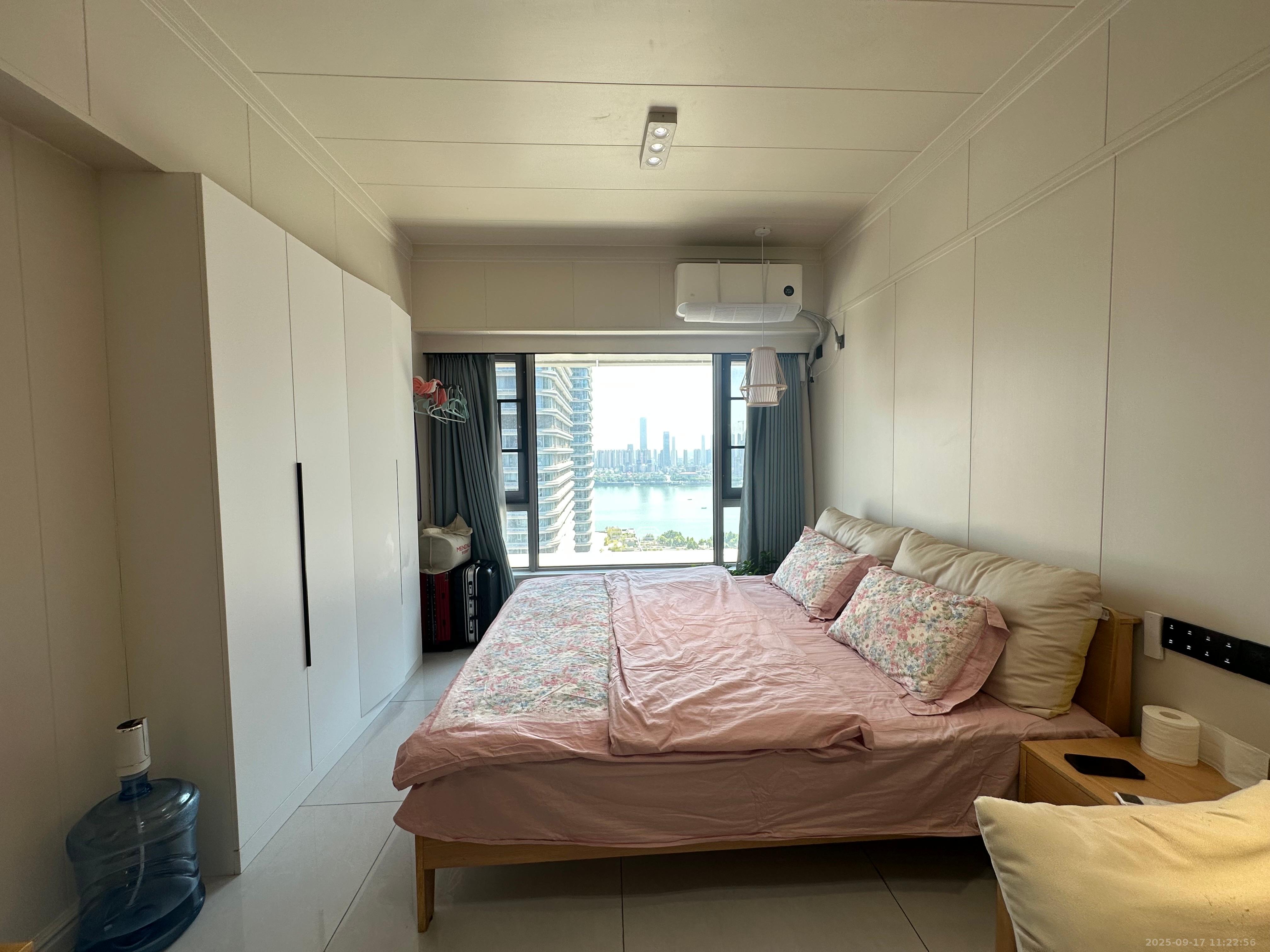 保利天禧EF区  1室1厅1卫    1800.0元/月 保利天禧EF区  1室1厅1卫    1800.0元/月室内图