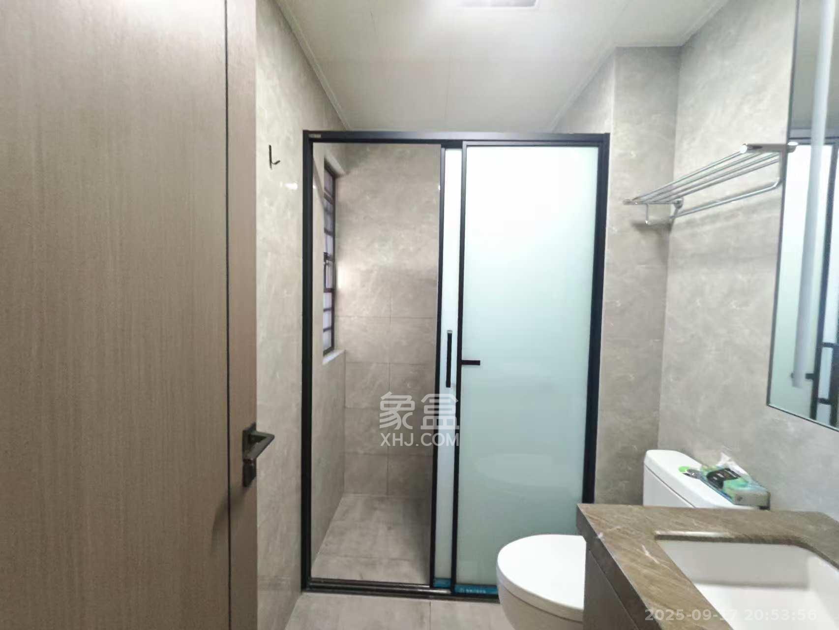 金茂建发泊悦  4室2厅2卫   4000.00元/月室内图