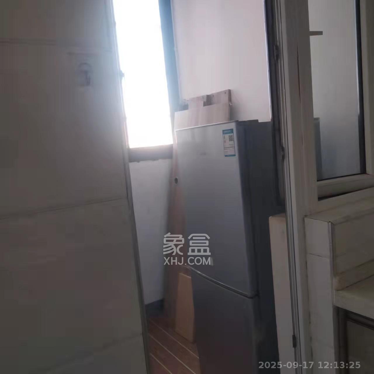 嘉顺苑  2室2厅1卫    2000.0元/月室内图