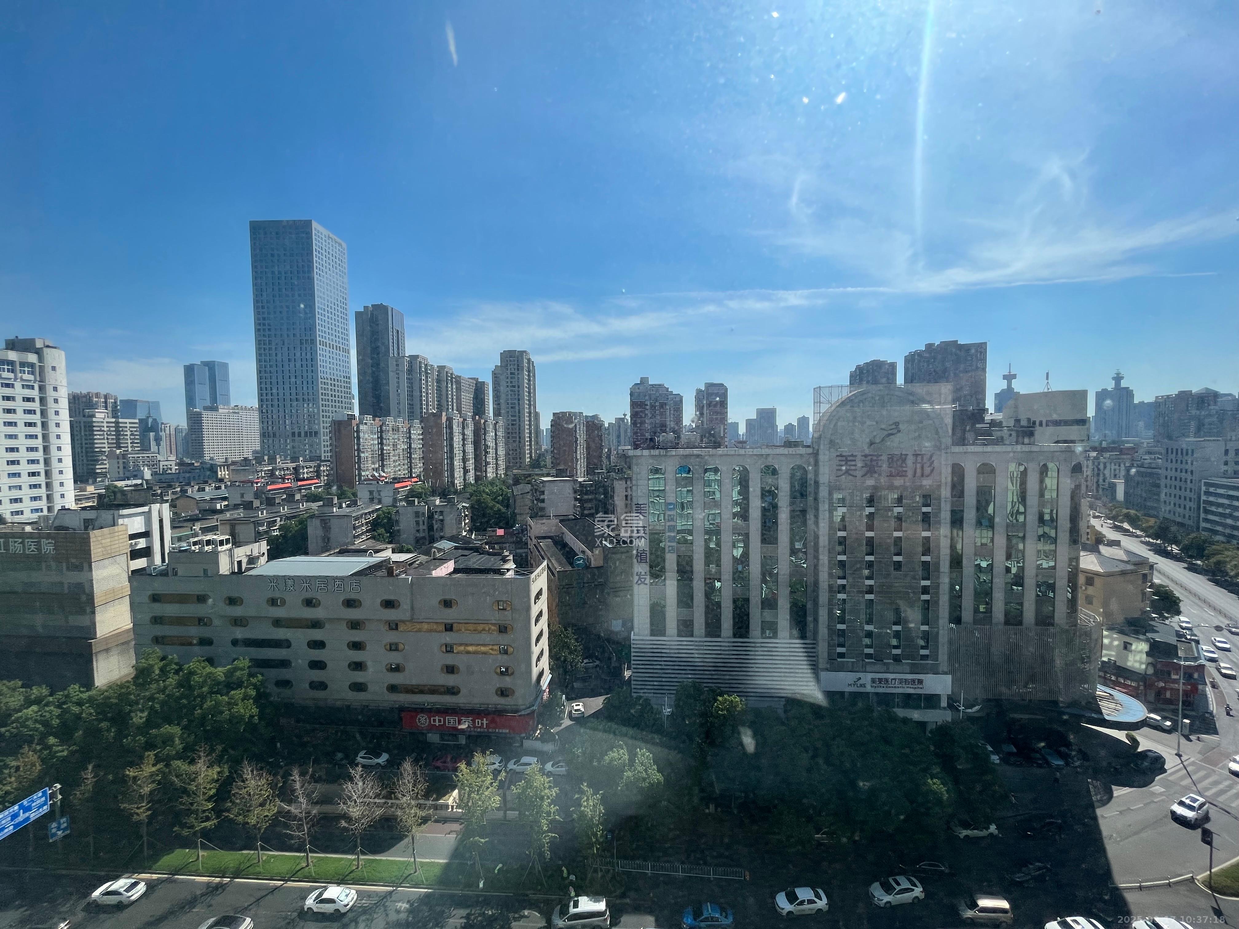 城市之心  1室2厅0卫    3000.0元/月室内图