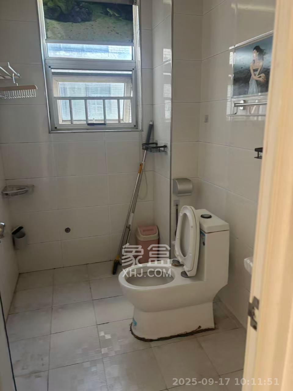 佳天瑞宁花园  3室2厅2卫    2600.0元/月室内图