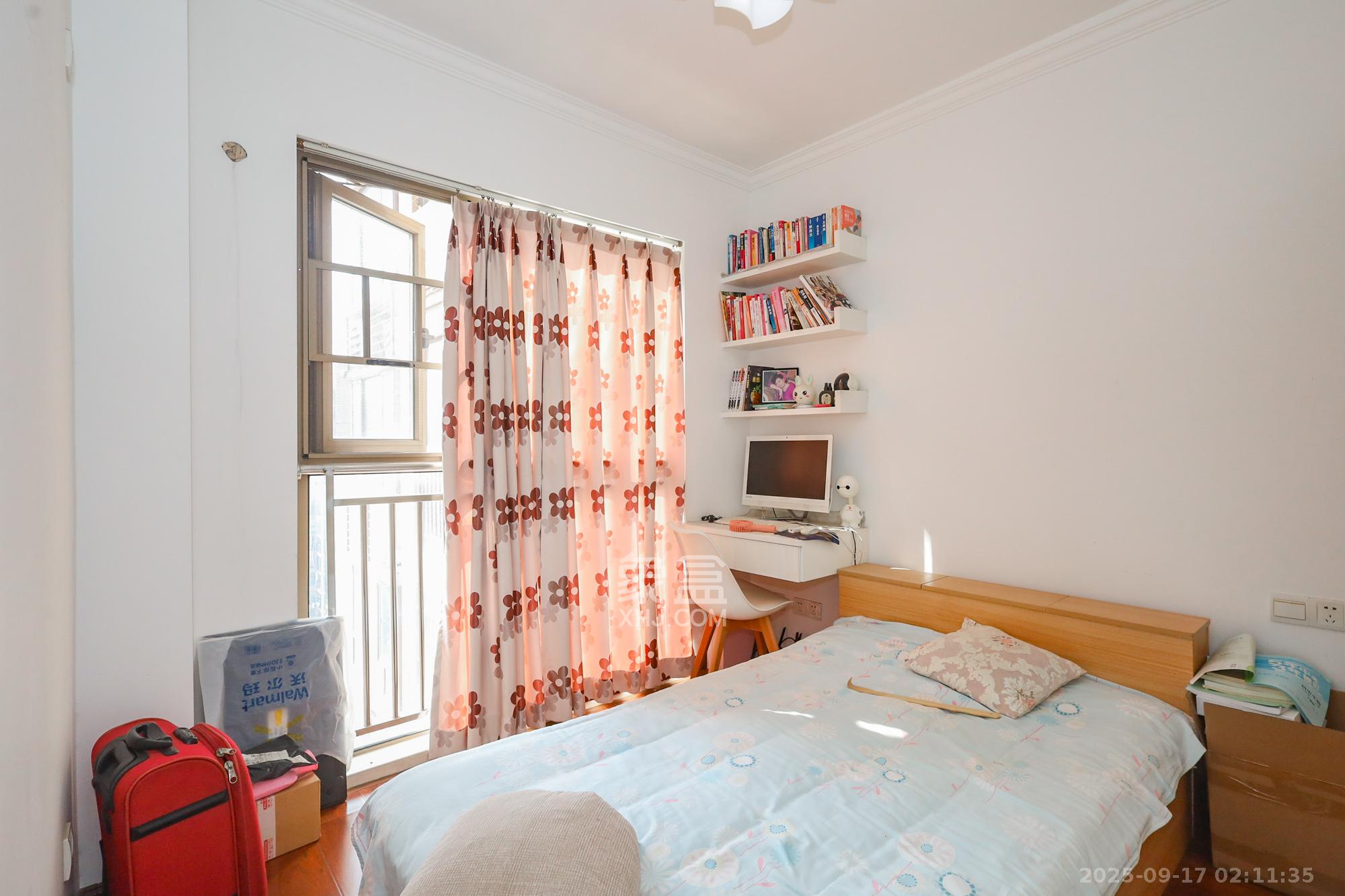 钰龙天下二期（钰龙佳园）  3室2厅2卫    182.0万卧室