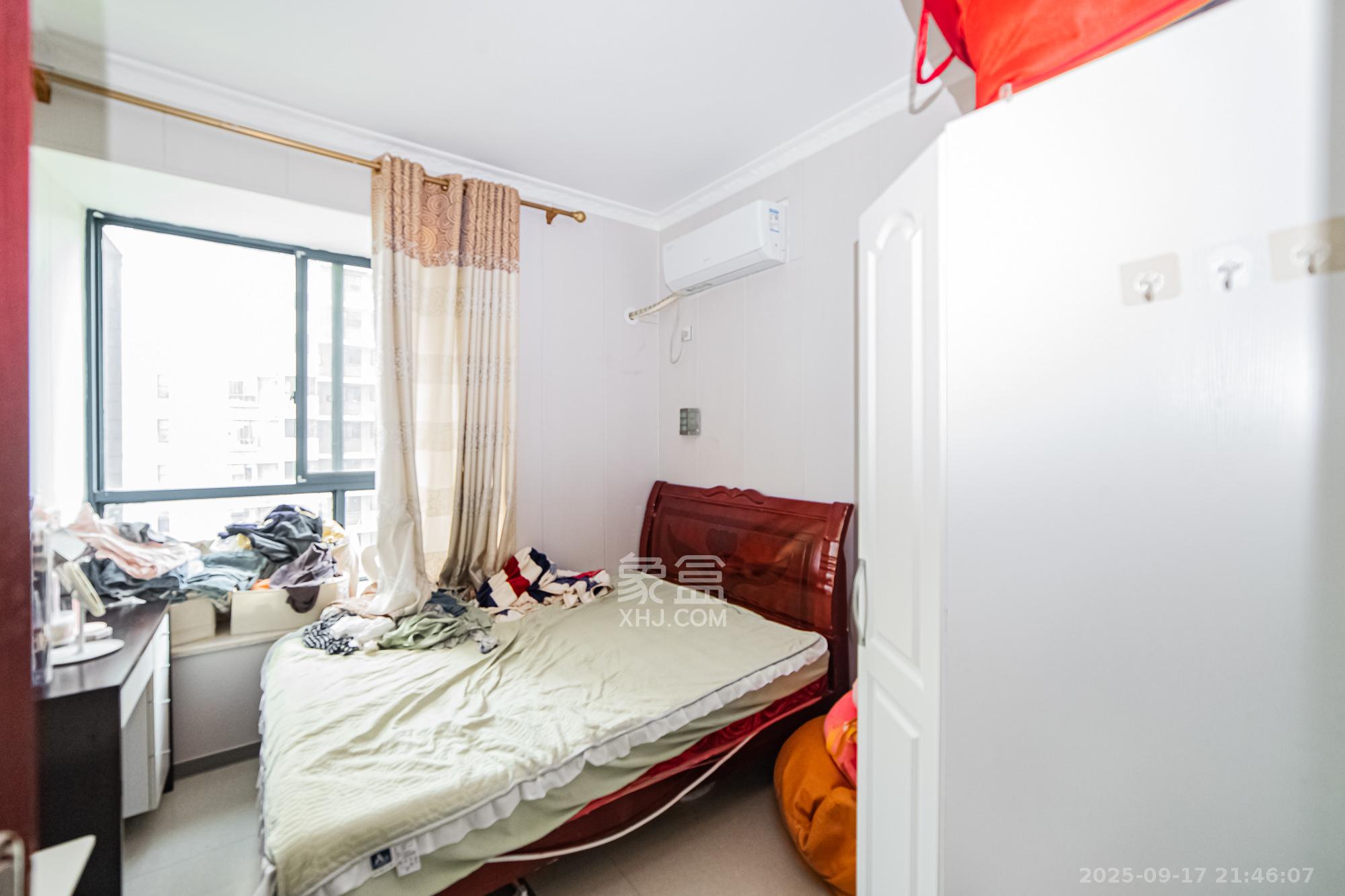 湘江世纪城映江苑 3室2厅1卫 69.0万 湘江世纪城映江苑 3室2厅1卫 69.0万卧室