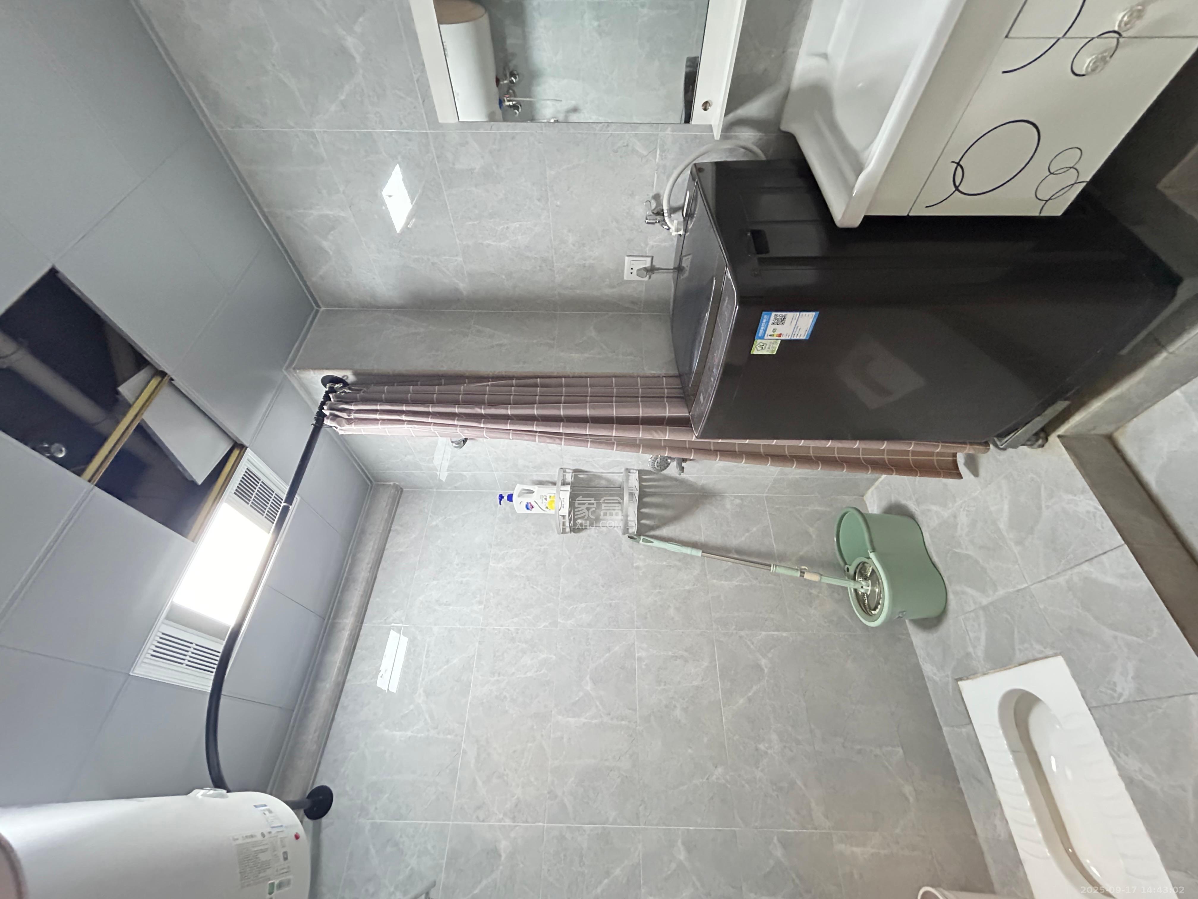 复地星光天地 1室0厅0卫 1600.0元/月 复地星光天地 1室0厅0卫 1600.0元/月室内图