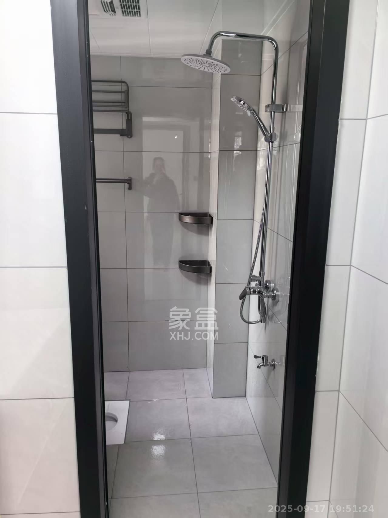 惟智园安置小区  2室2厅1卫   1900.00元/月室内图