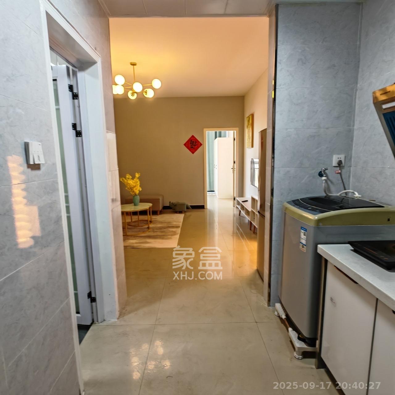 朝阳银座  1室1厅1卫    2200.0元/月室内图