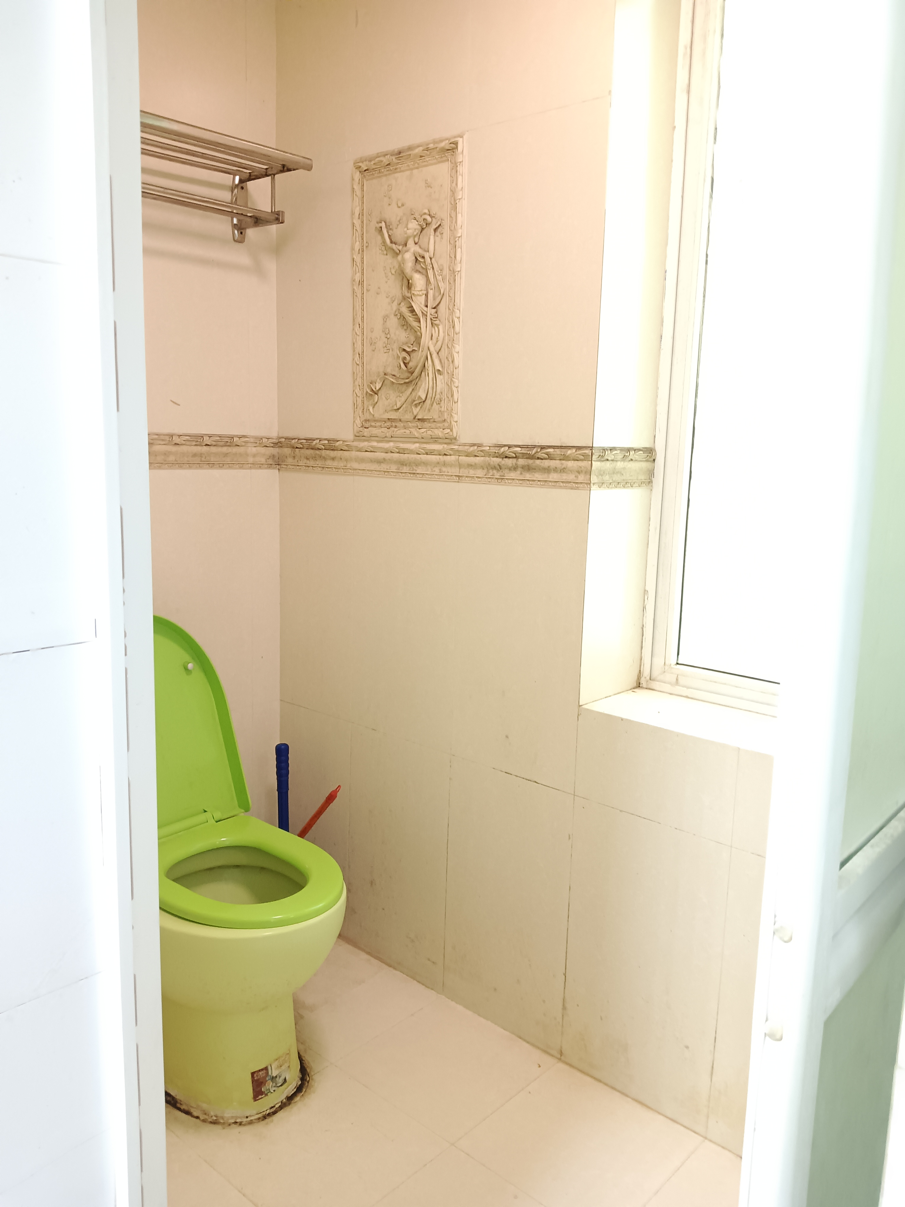 天龙阁  1室0厅0卫    1700.0元/月室内图