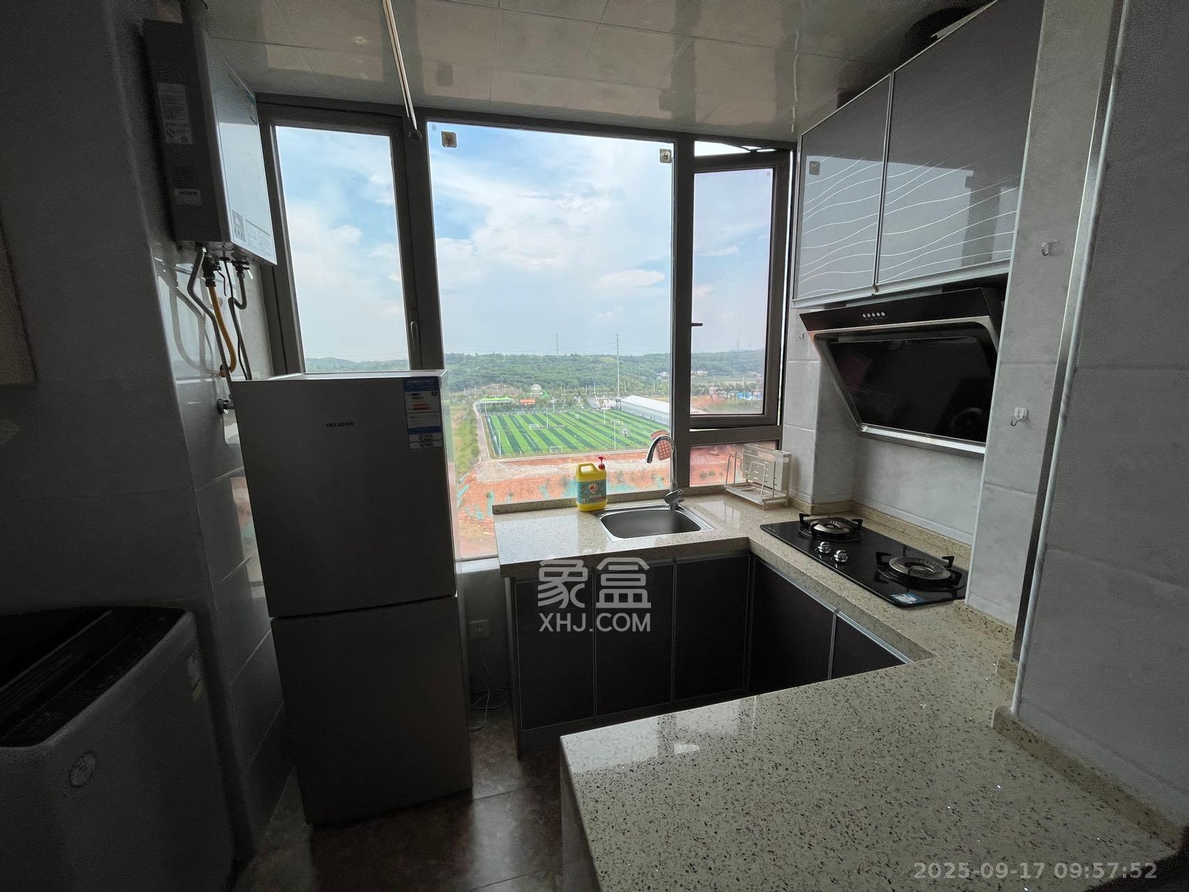 怡海星城  1室1厅1卫    900.0元/月室内图