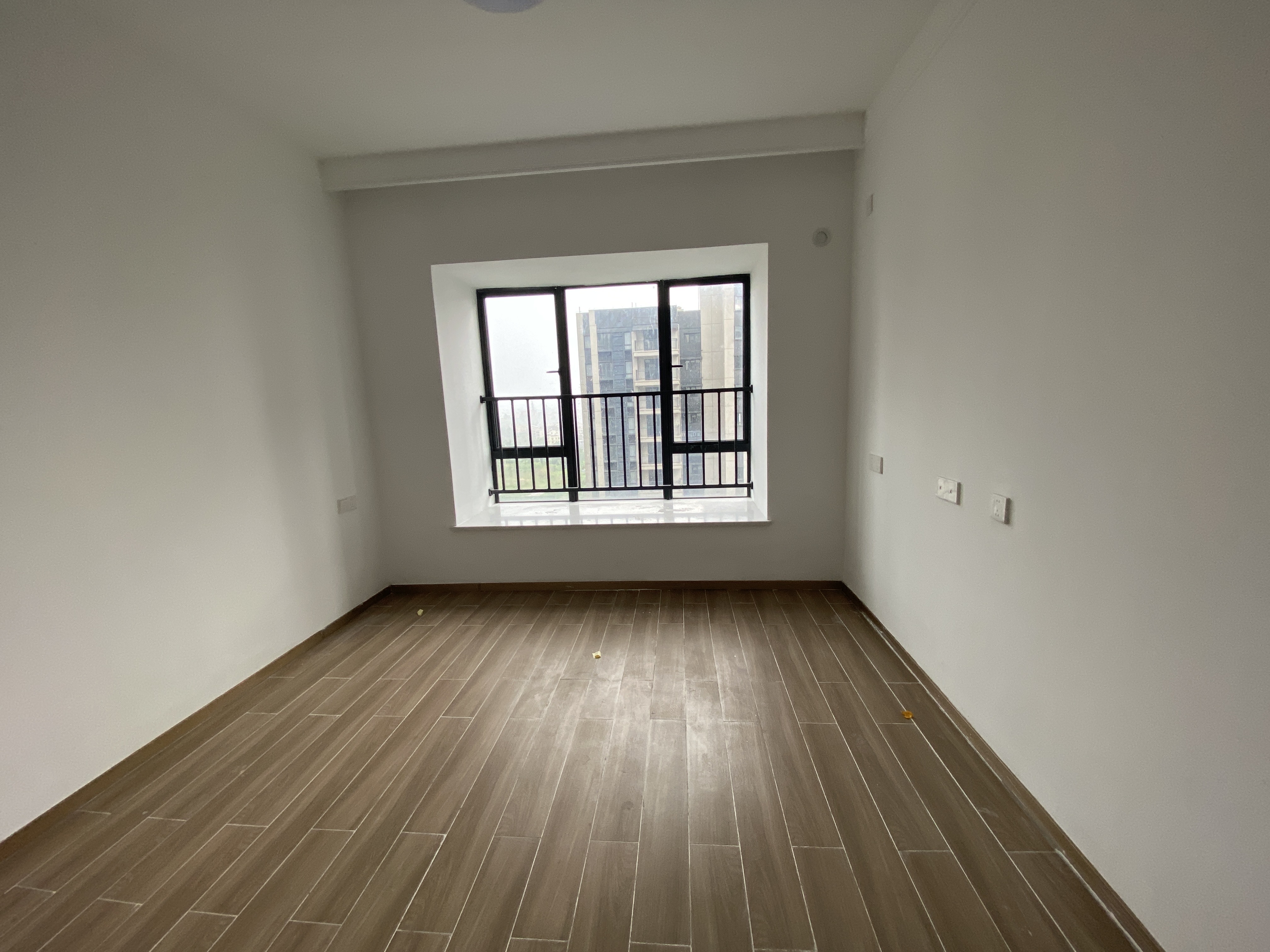 和风家园初心苑  3室2厅2卫    2000.0元/月室内图