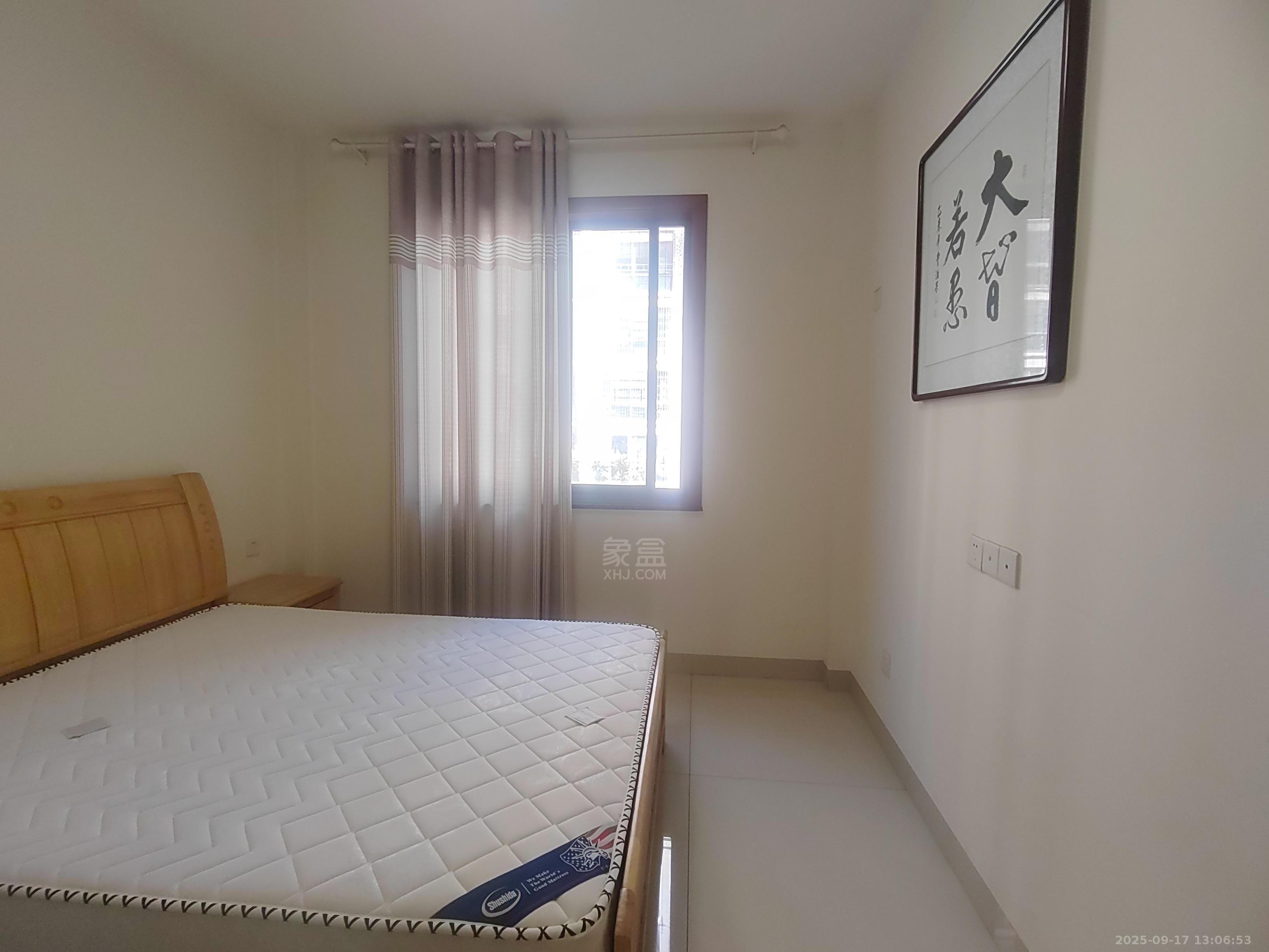 天泉一品 3室2厅2卫 2100.0元/月 天泉一品 3室2厅2卫 2100.0元/月室内图