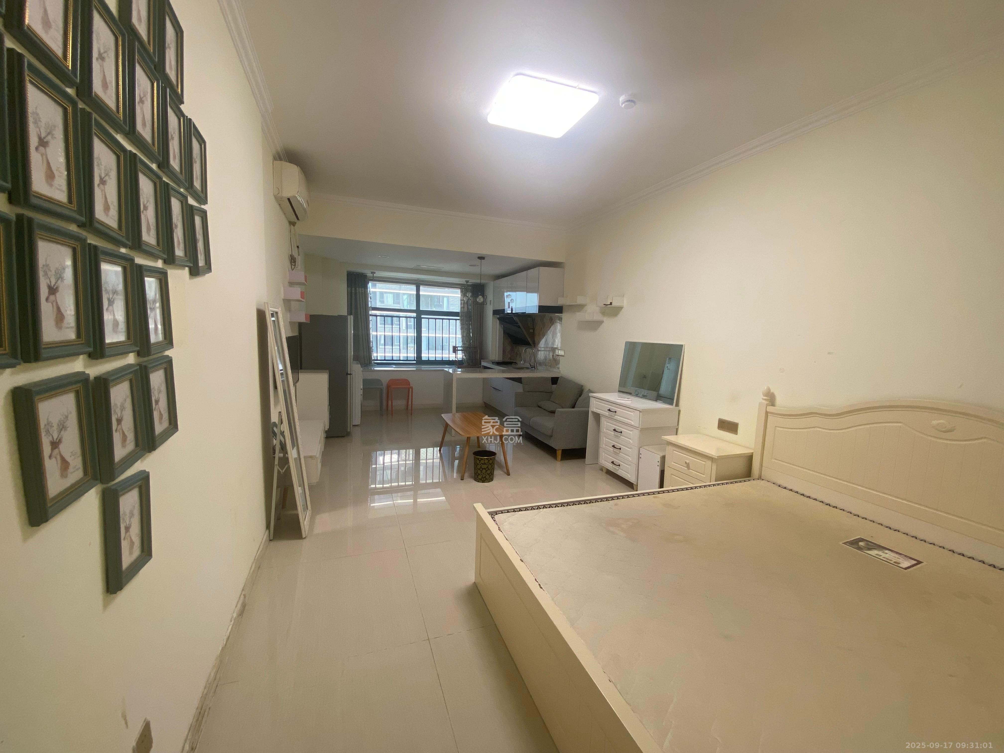 蓝湾国际广场 1室1厅1卫 1500.0元/月 蓝湾国际广场 1室1厅1卫 1500.0元/月室内图