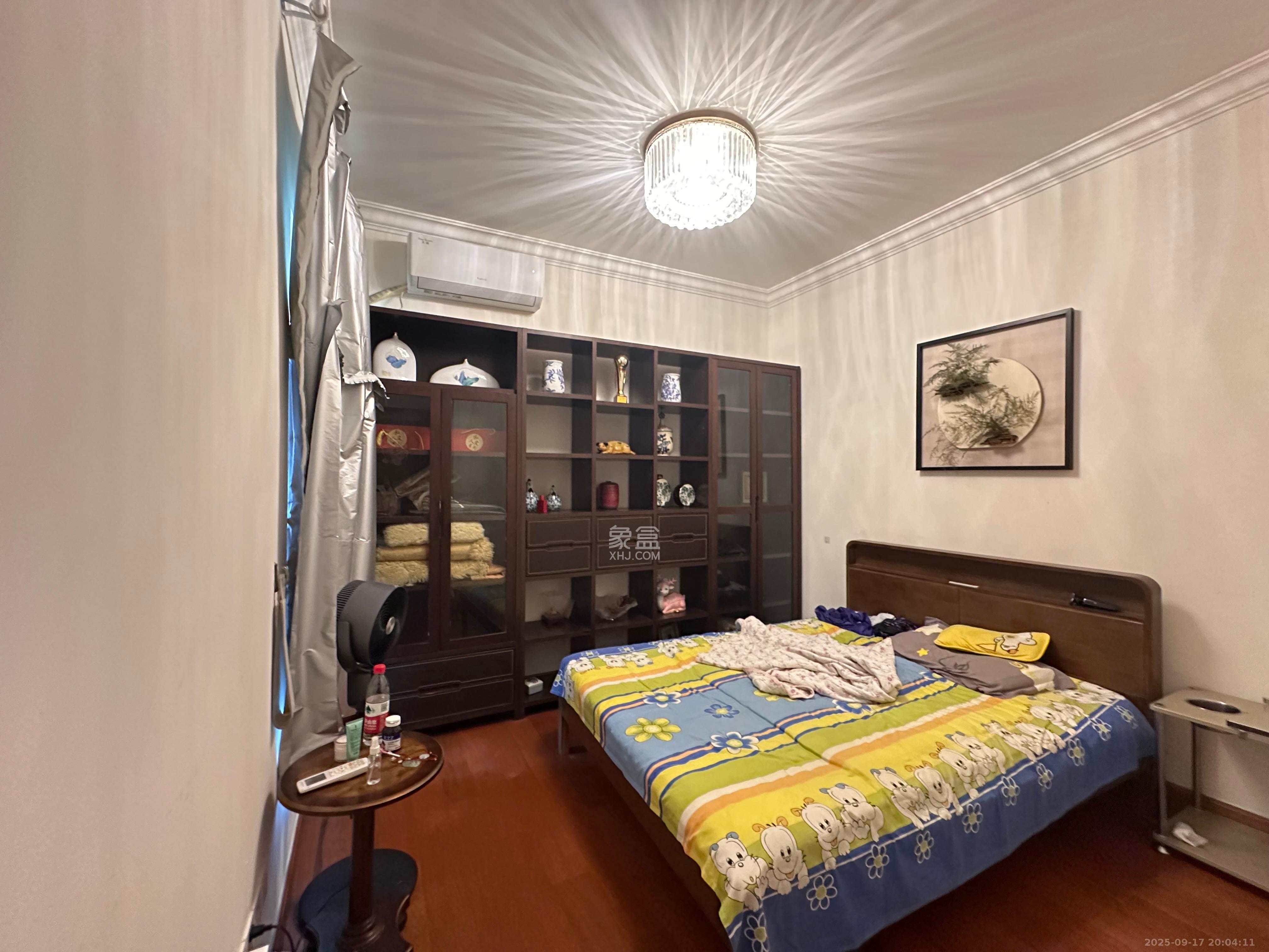 恒大雅苑 3室2厅2卫 3000.0元/月 恒大雅苑 3室2厅2卫 3000.0元/月室内图