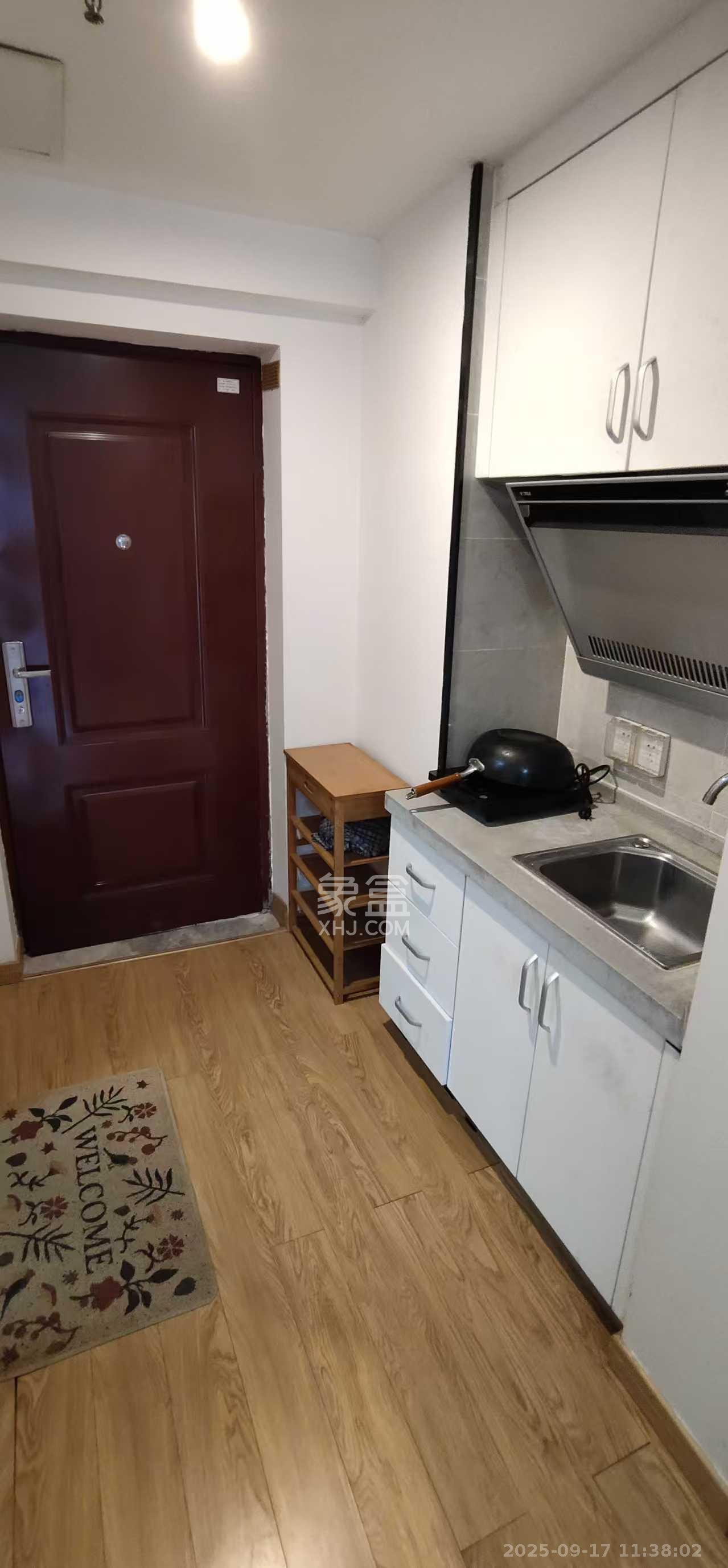 荣泰广场  1室1厅1卫    1200.0元/月室内图