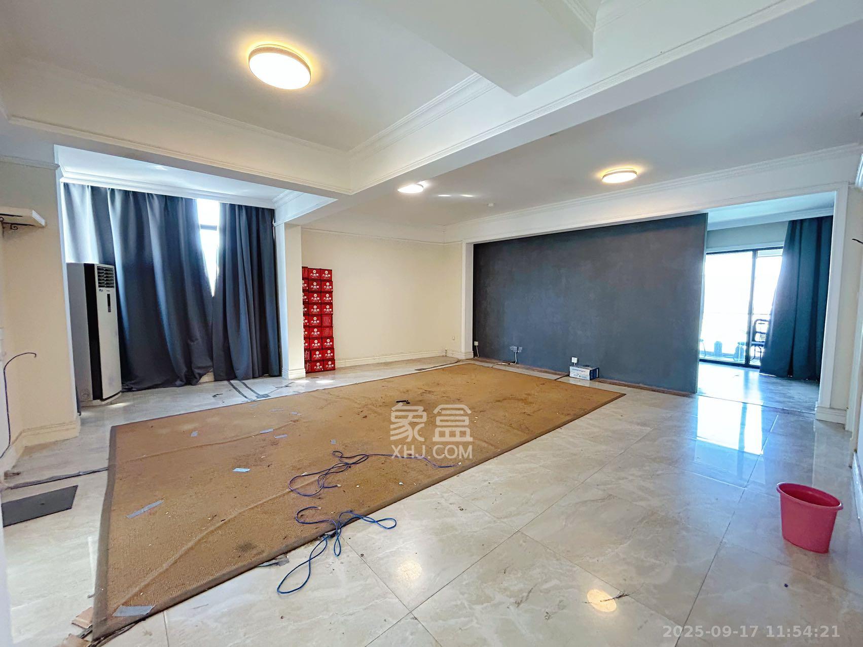 北辰定江洋 5室2厅3卫 23000.0元/月 北辰定江洋 5室2厅3卫 23000.0元/月室内图