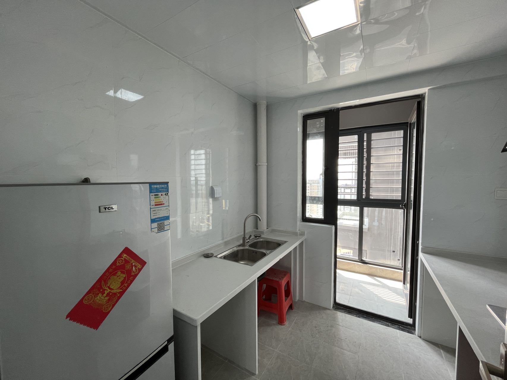 坡博家园五区  5室2厅2卫    3800.0元/月室内图